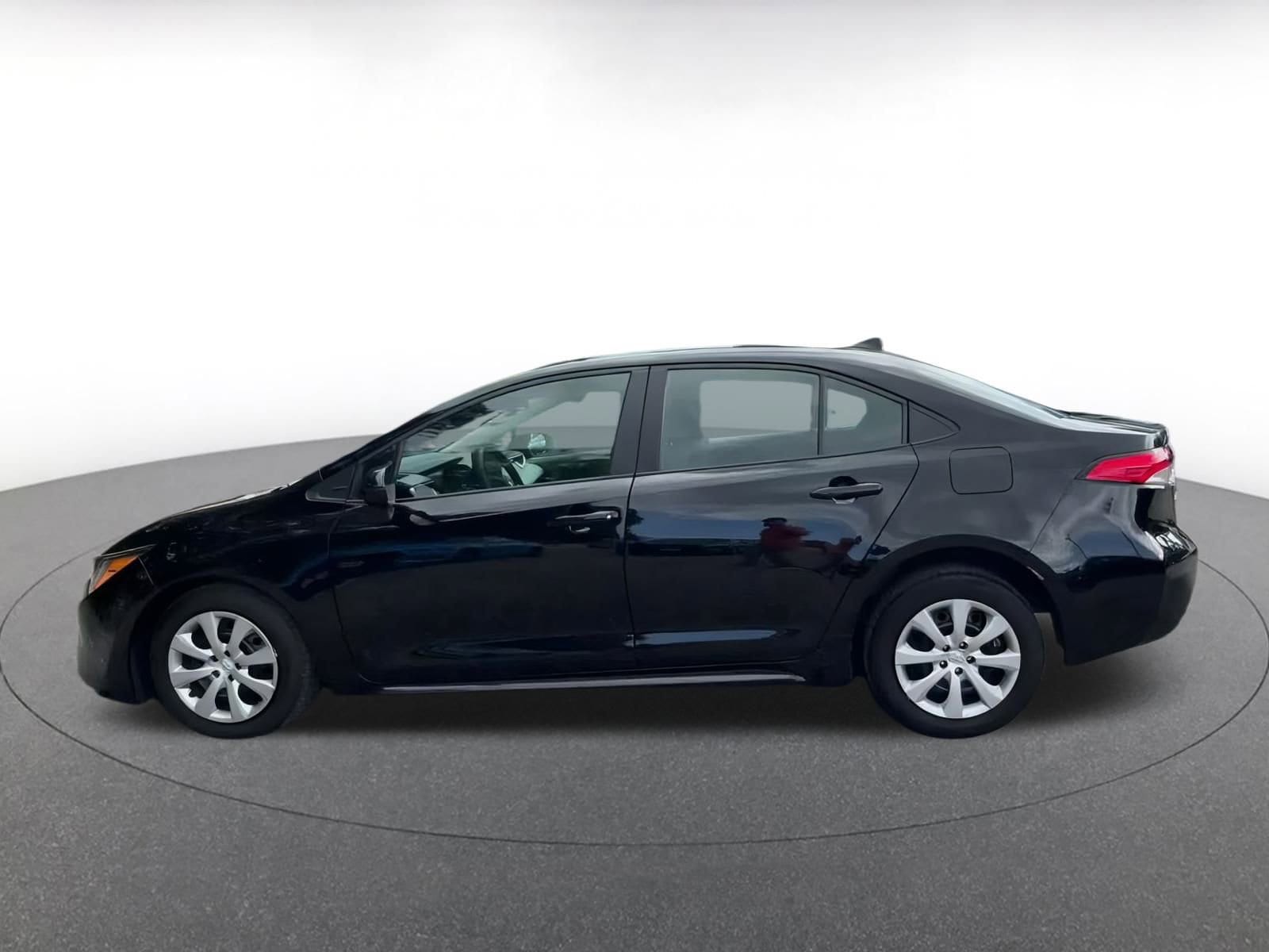 Thumbnail: 2024 Toyota Corolla - 8