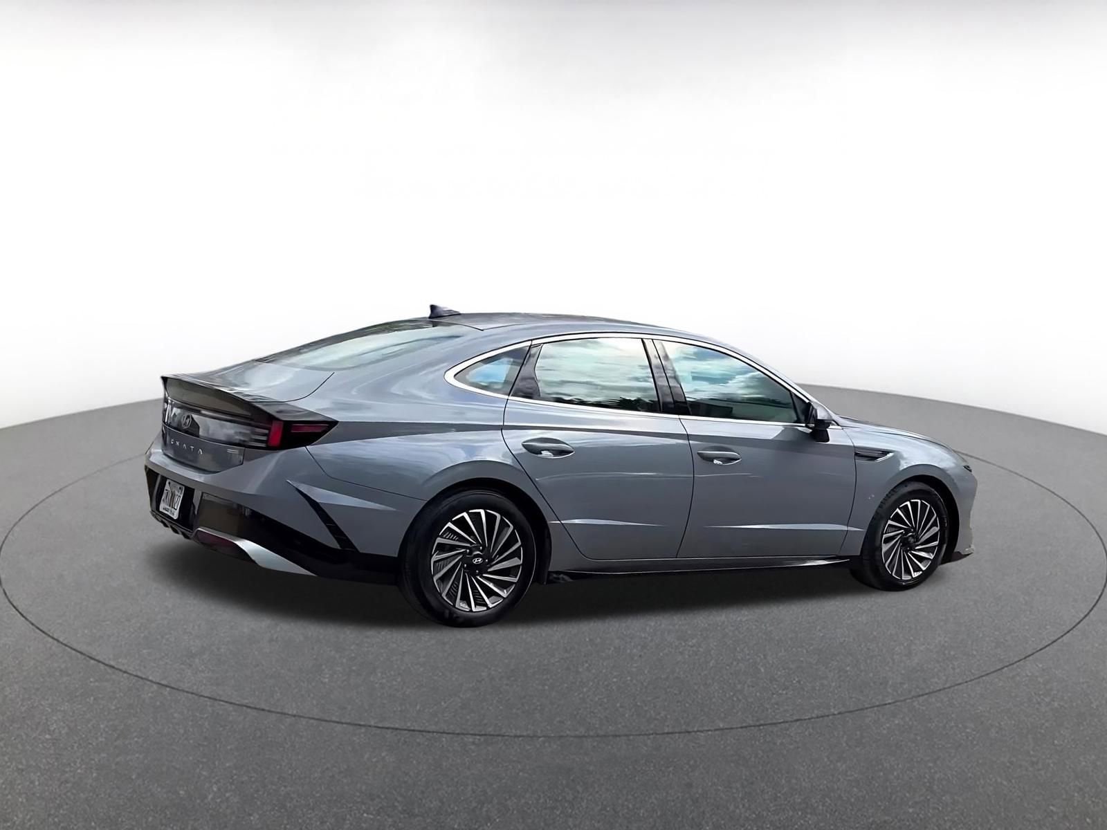 Thumbnail: 2025 Hyundai Sonata - 14
