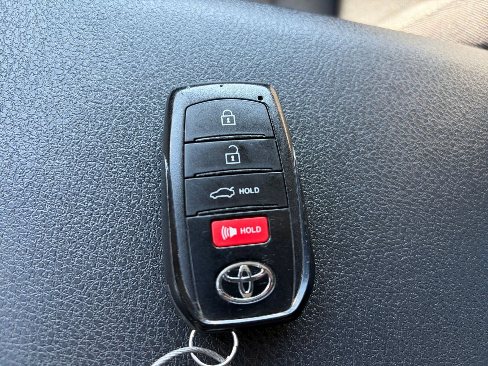 Thumbnail: 2025 Toyota Camry - 21