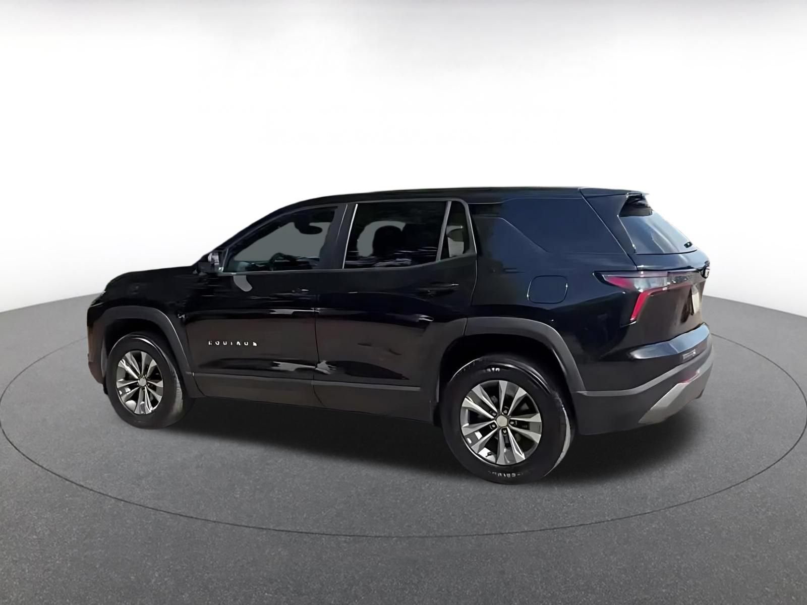 Thumbnail: 2025 Chevrolet Equinox - 4