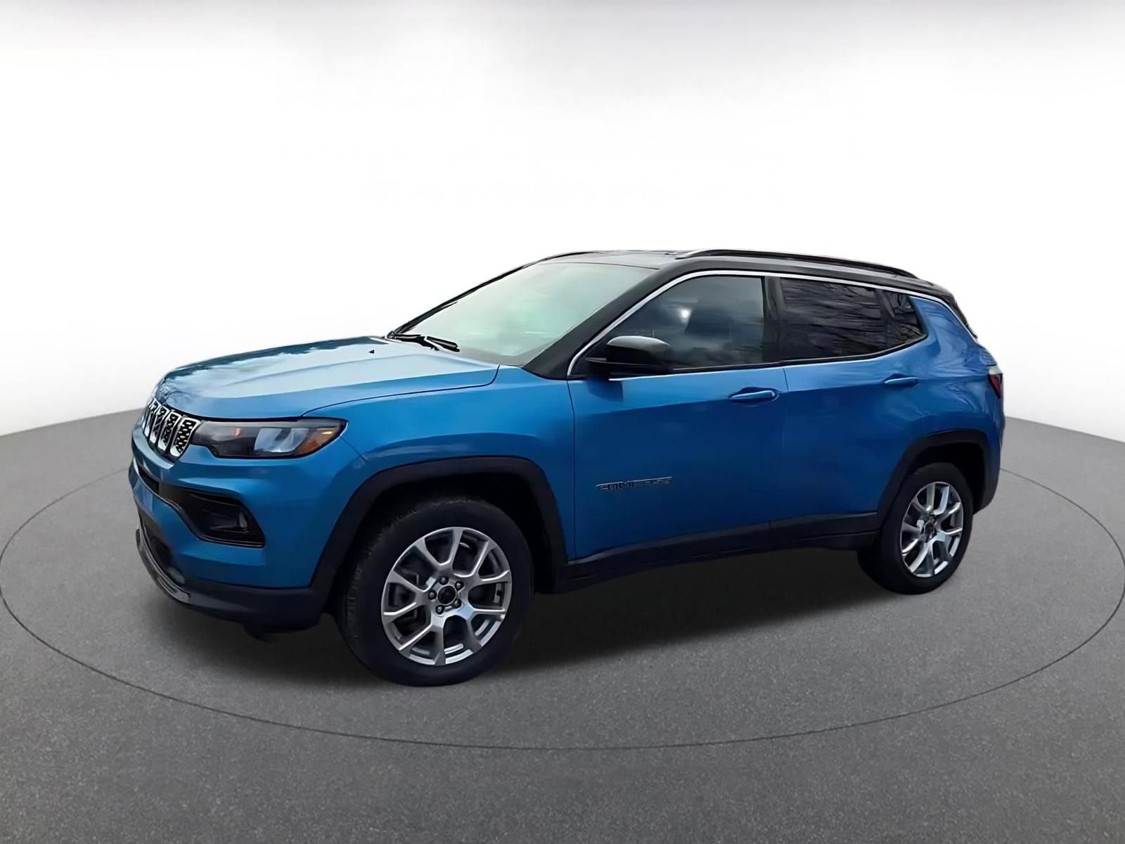 Thumbnail: 2025 Jeep Compass - 9