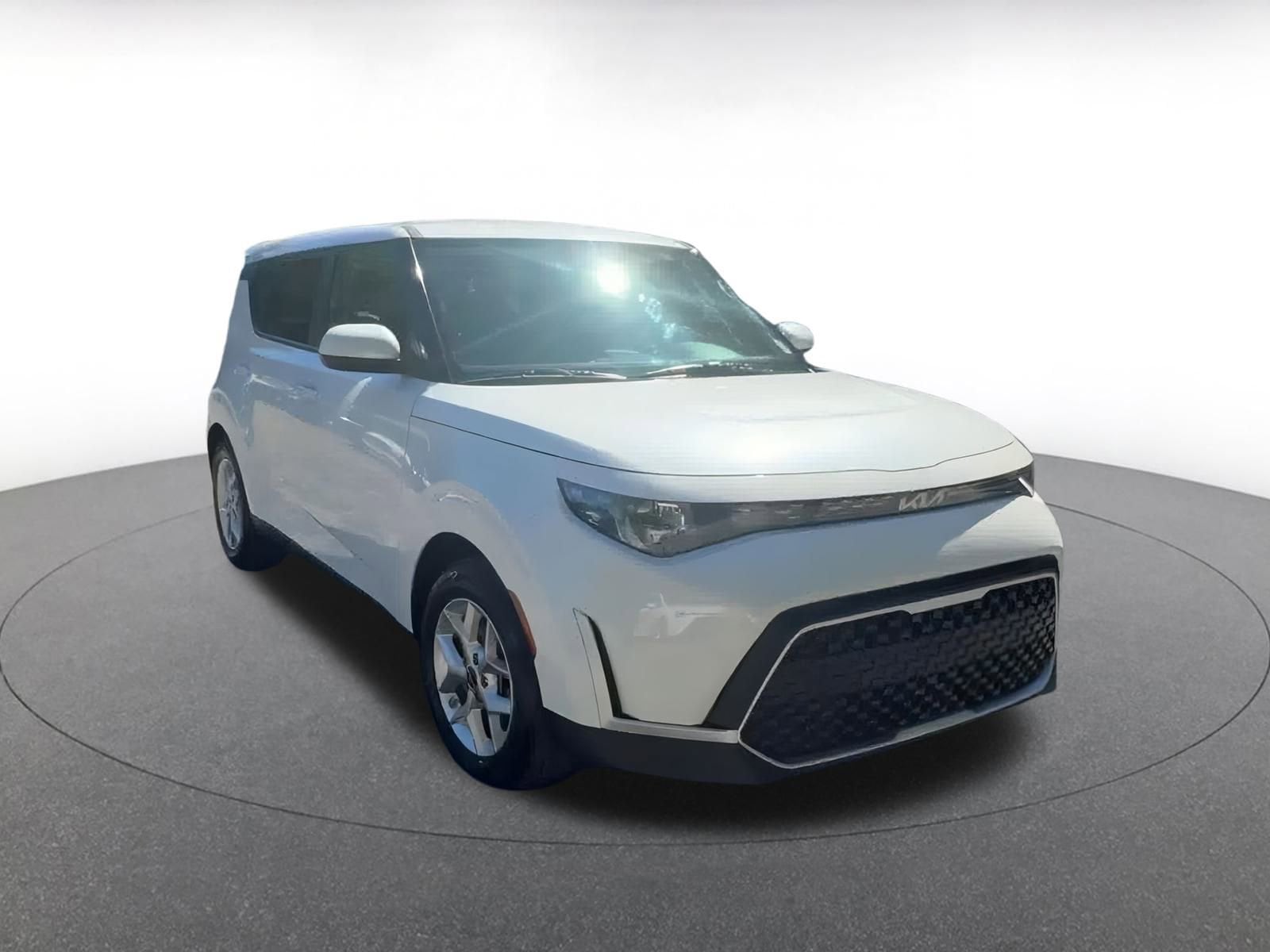 Thumbnail: 2024 Kia Soul - 3
