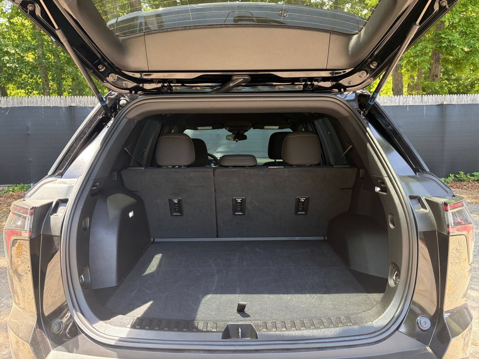 Thumbnail: 2025 Chevrolet Equinox - 30