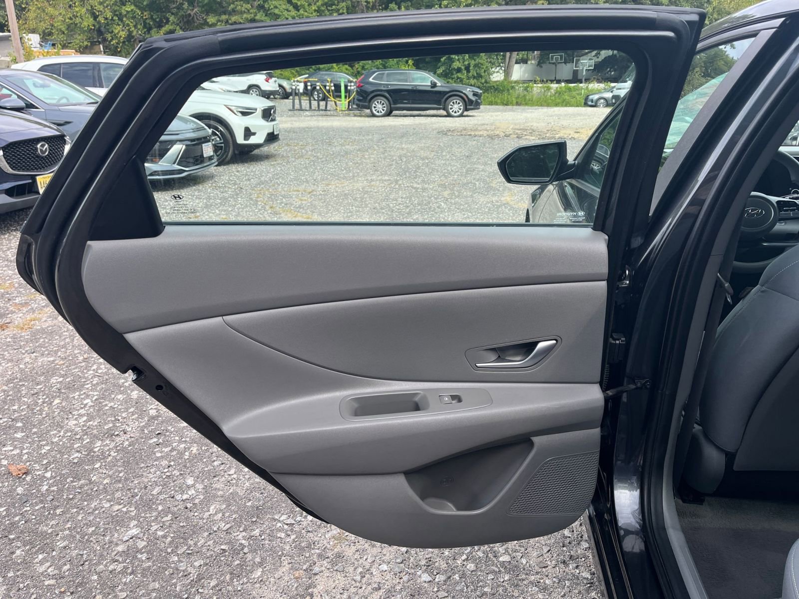 Thumbnail: 2023 Hyundai Elantra - 25