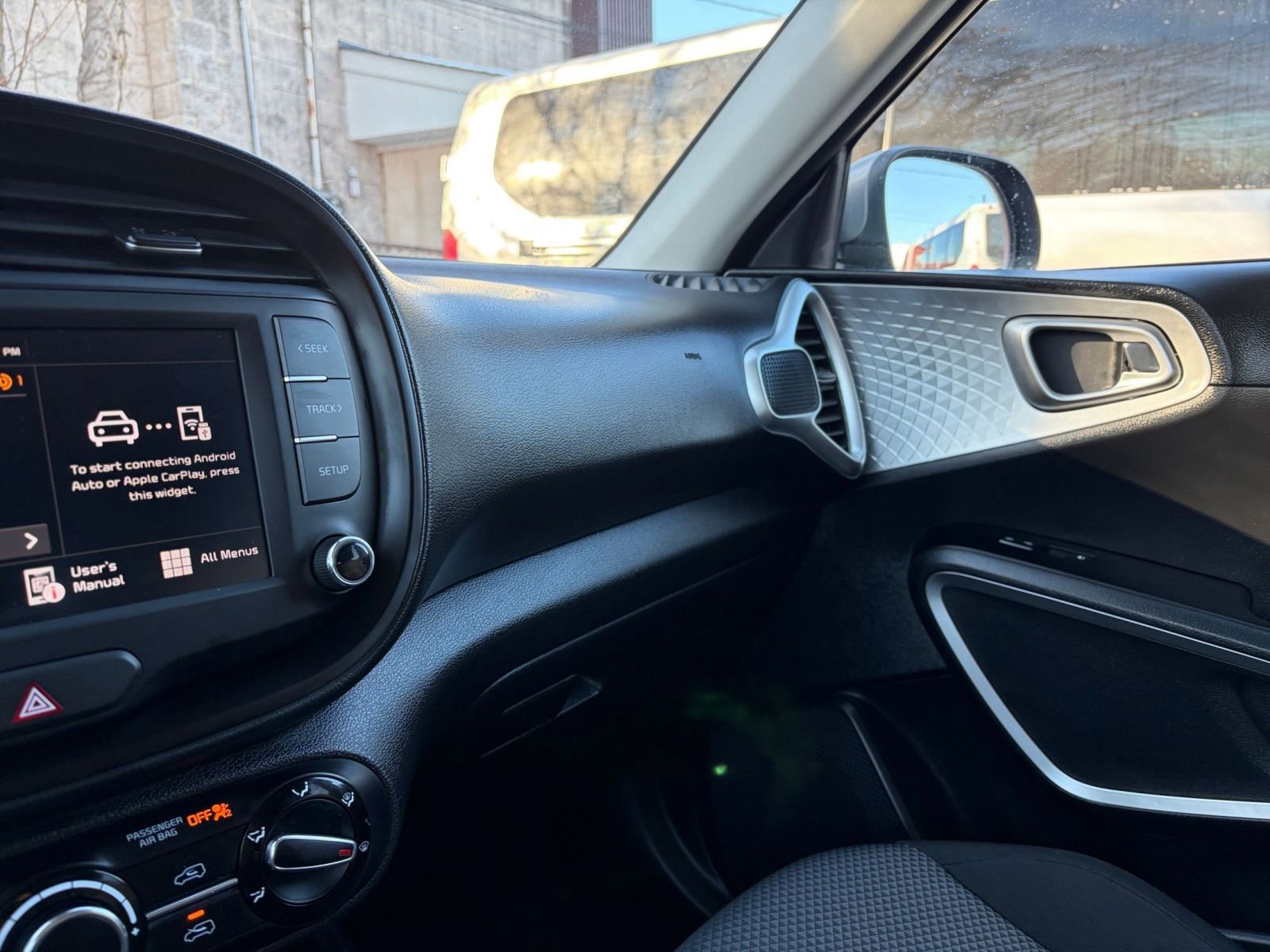 Thumbnail: 2025 Kia Soul - 33