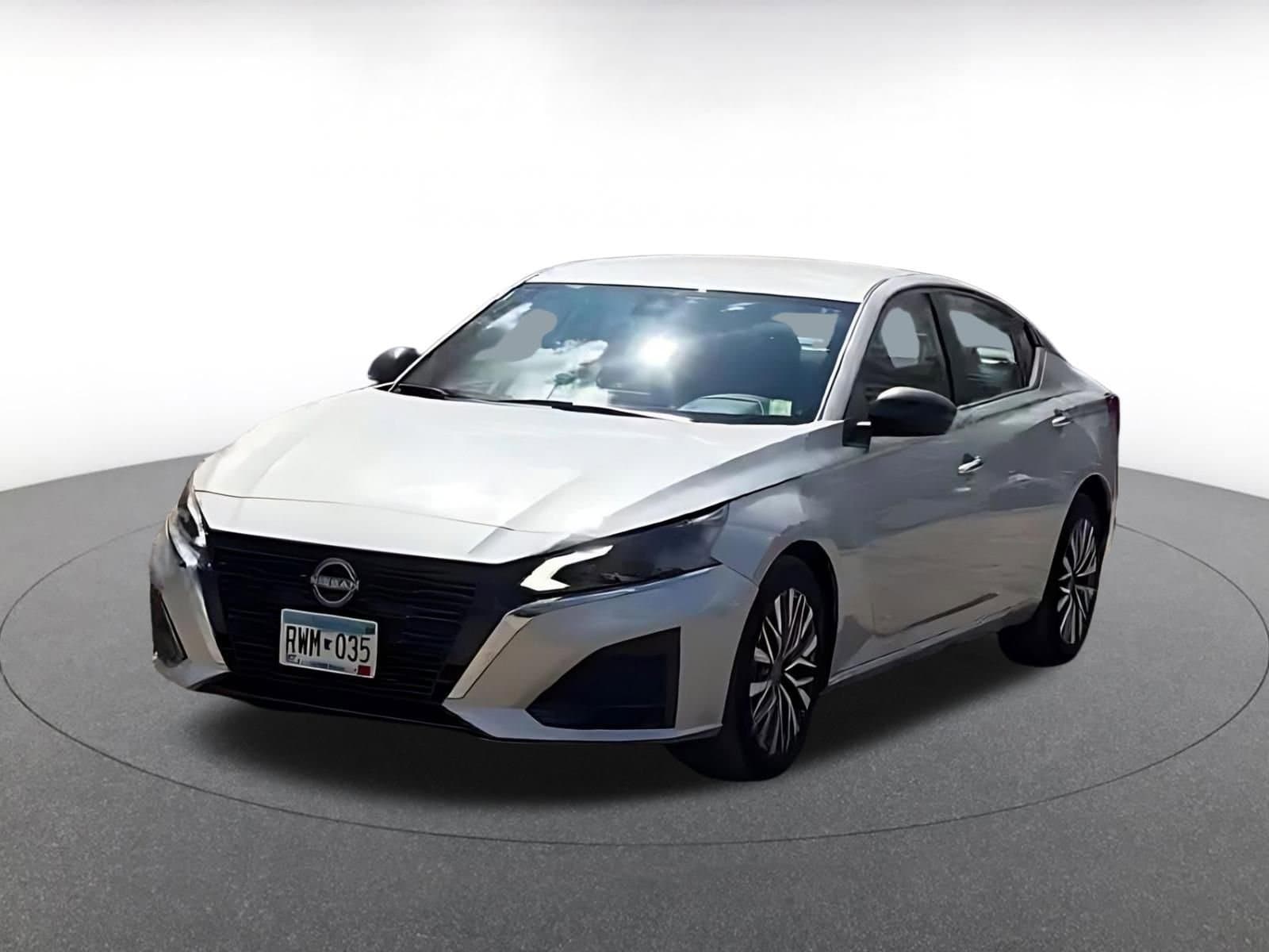 Thumbnail: 2025 Nissan Altima - 8