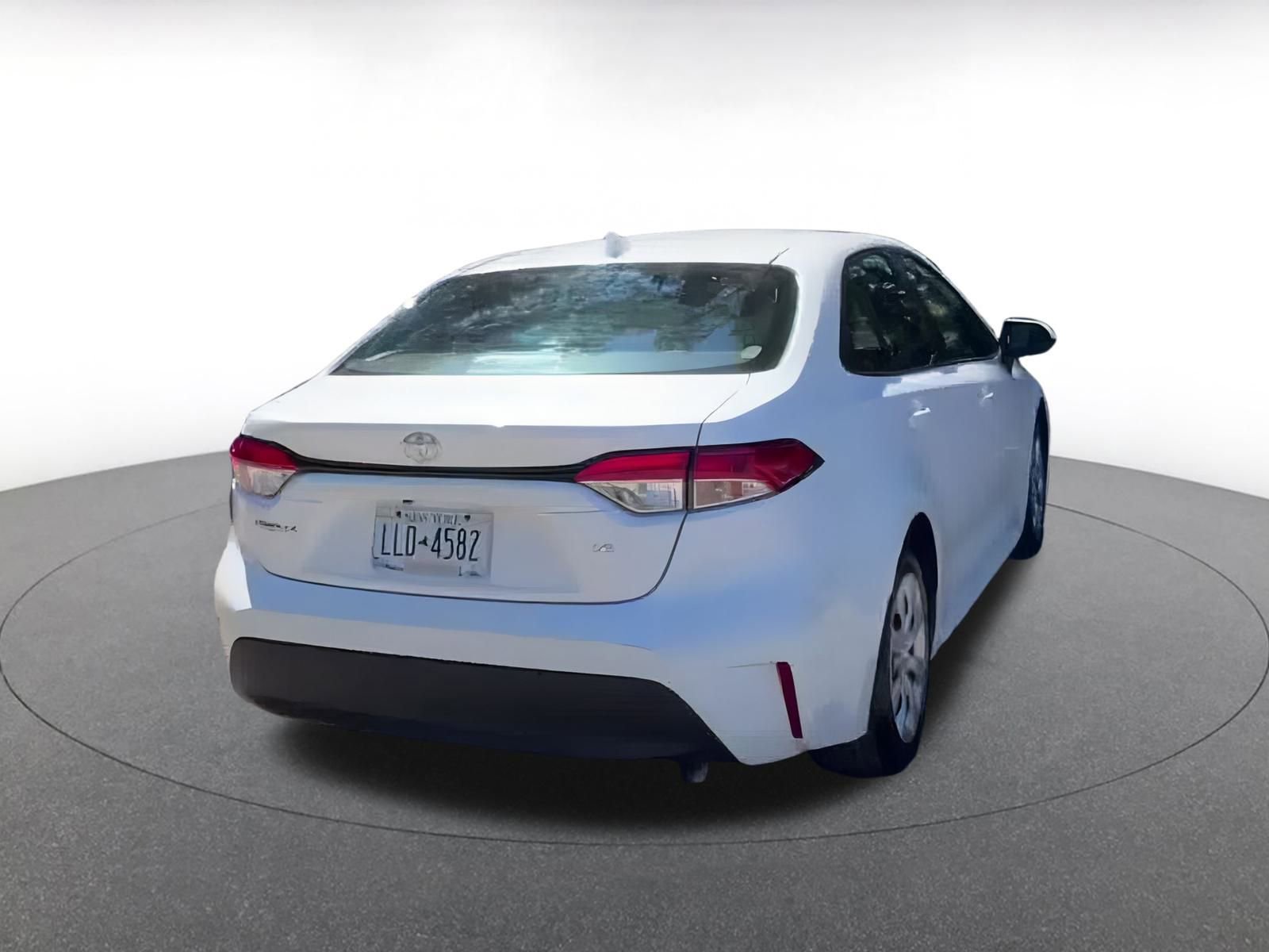Thumbnail: 2024 Toyota Corolla - 12