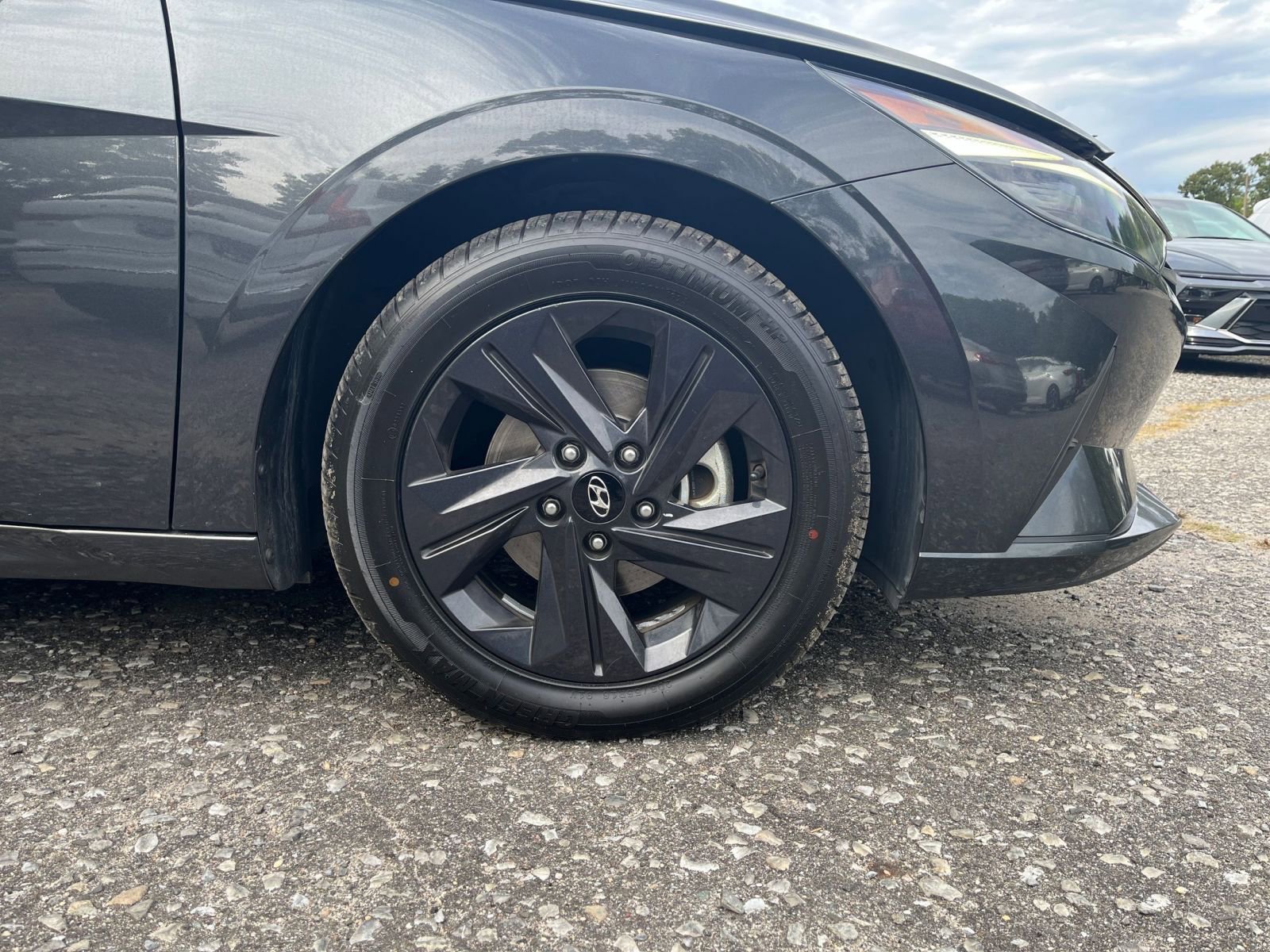 Thumbnail: 2023 Hyundai Elantra - 16