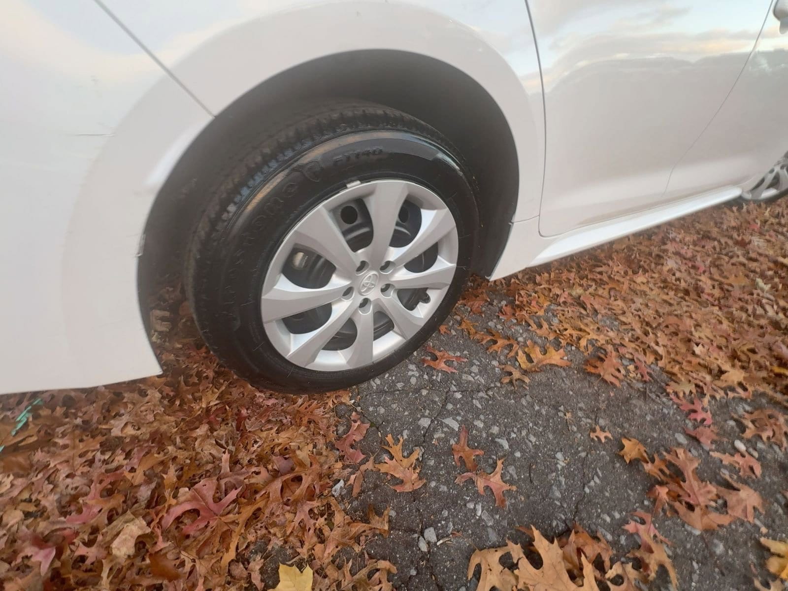 Thumbnail: 2025 Toyota Corolla - 11