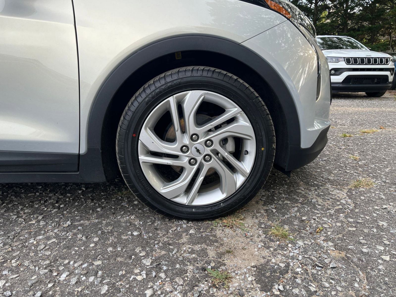 Thumbnail: 2023 Chevrolet Bolt EV - 32