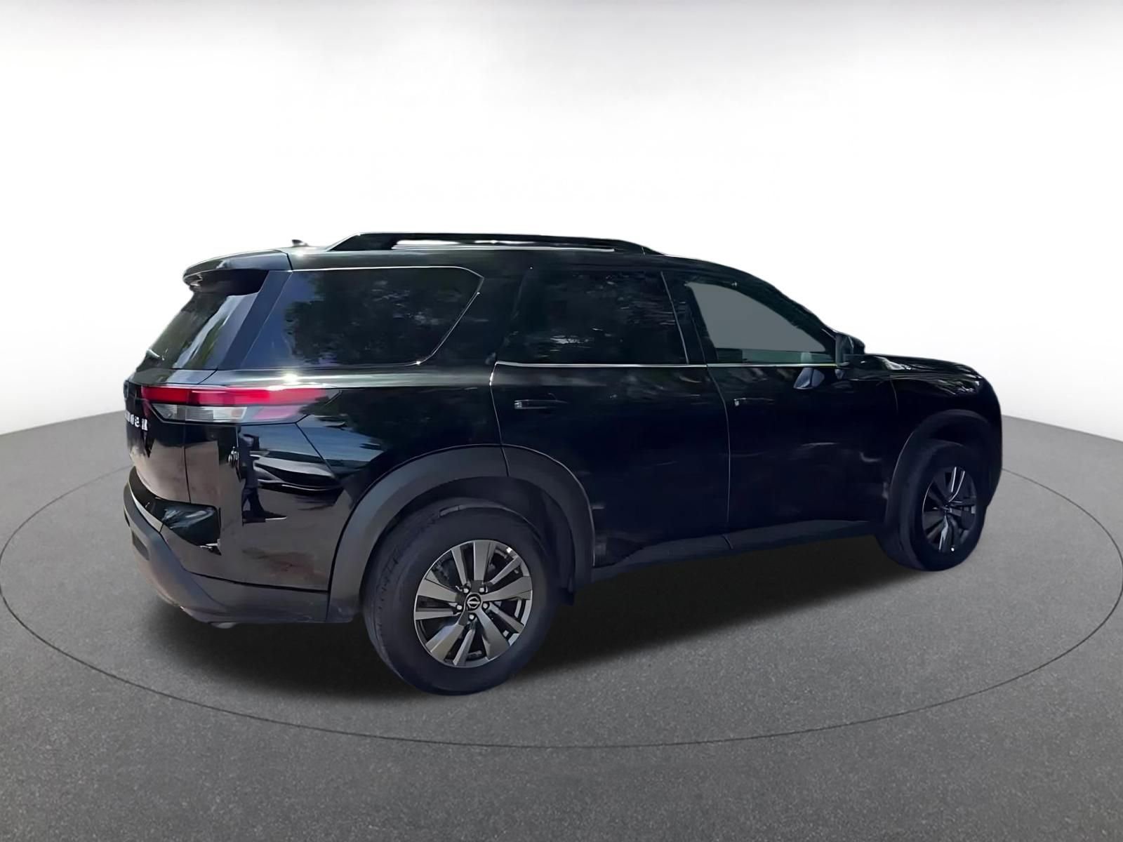 Thumbnail: 2025 Nissan Pathfinder - 14