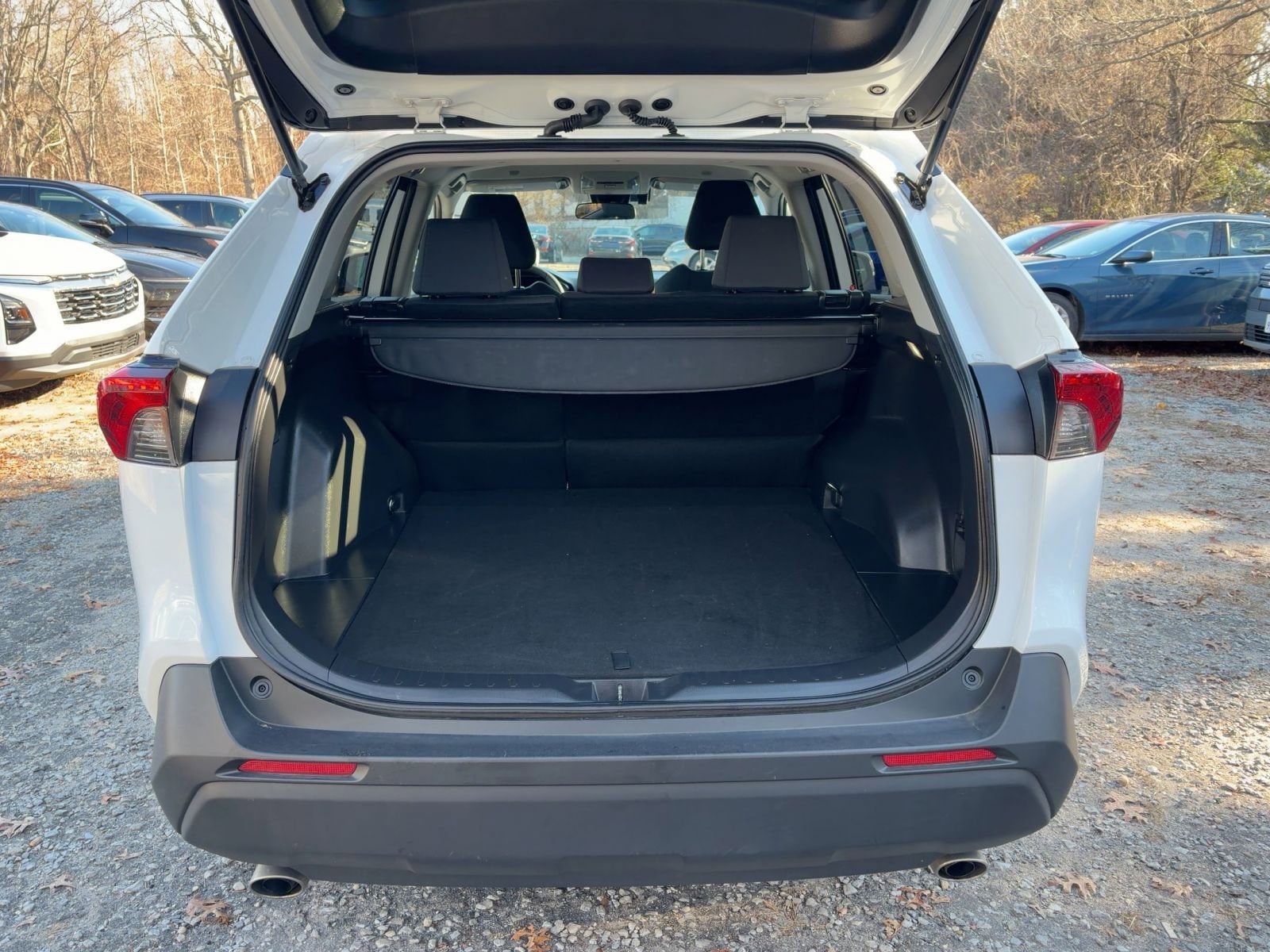 Thumbnail: 2025 Toyota RAV4 - 15