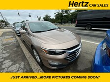 2019 Chevrolet Malibu LT -
                Smithtown, NY