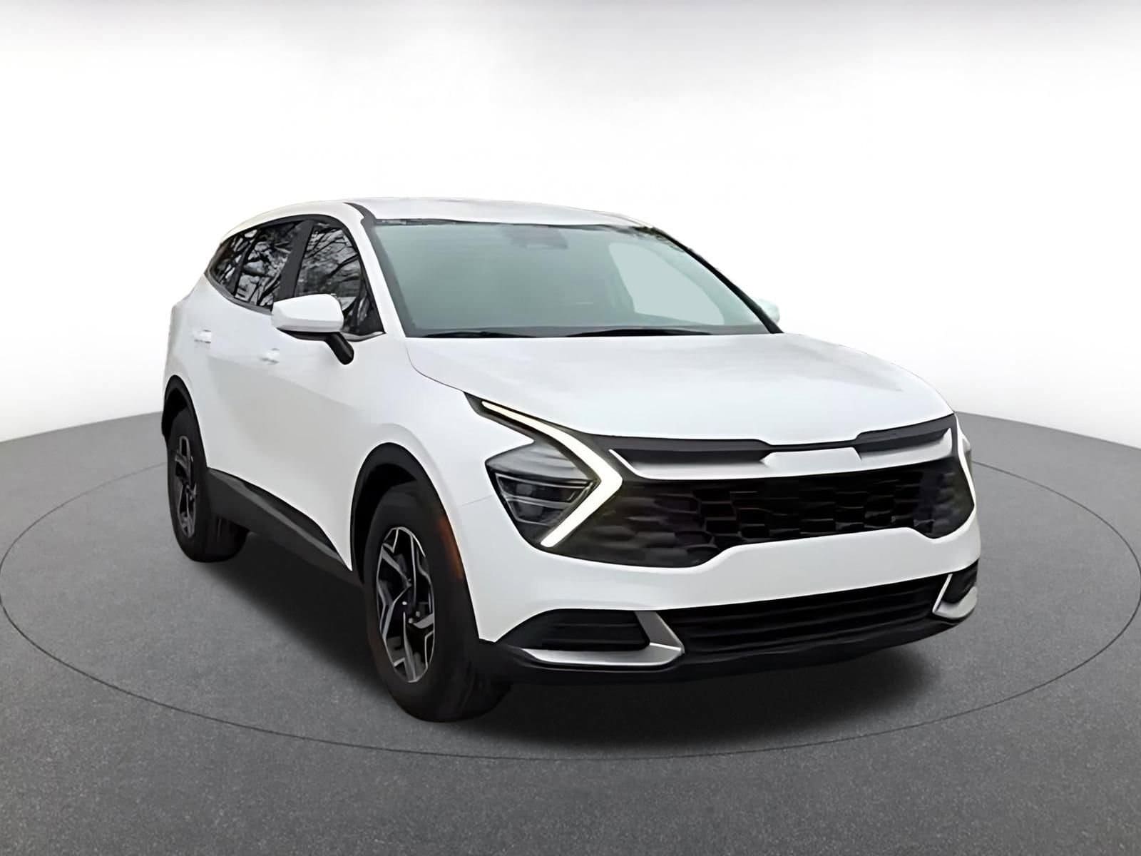 Thumbnail: 2025 Kia Sportage - 3
