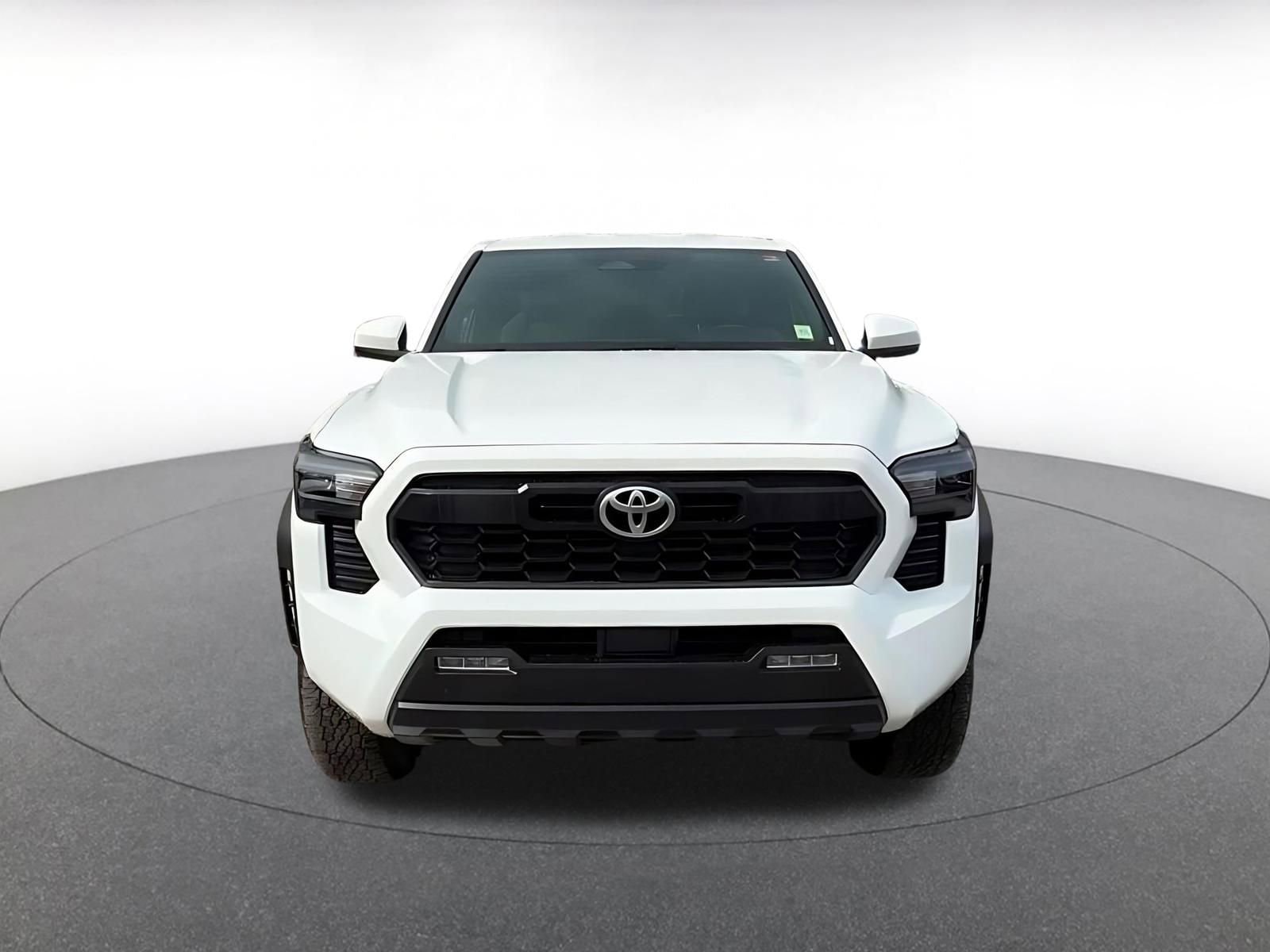 Thumbnail: 2025 Toyota Tacoma - 4