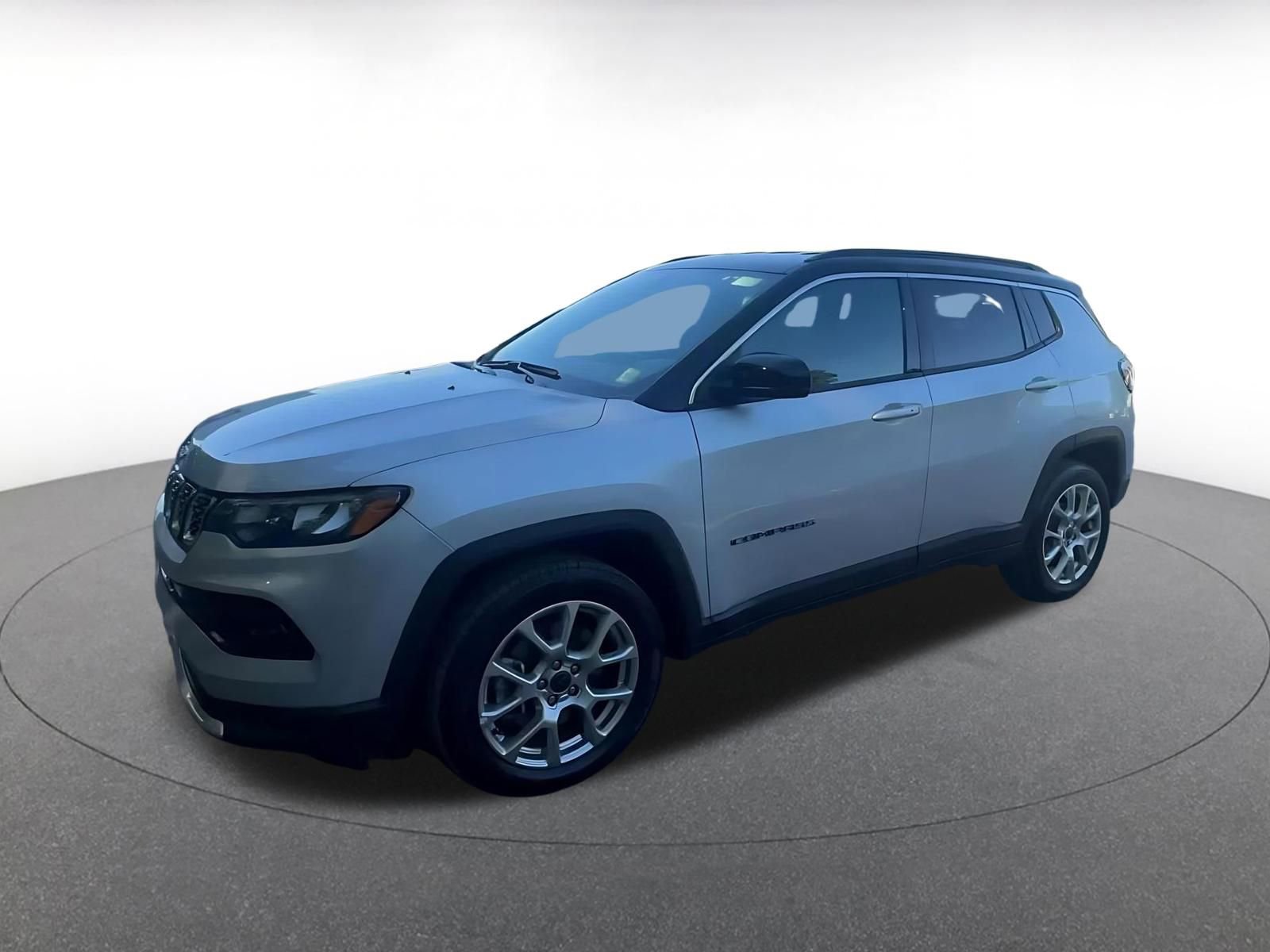 Thumbnail: 2025 Jeep Compass - 8