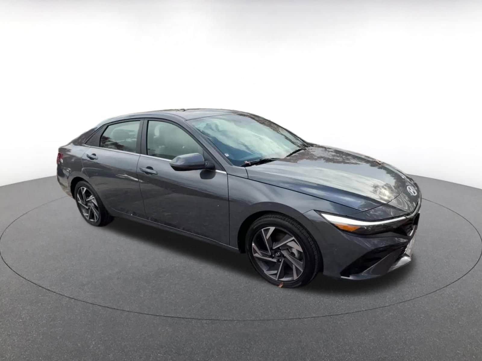 Thumbnail: 2025 Hyundai Elantra - 2