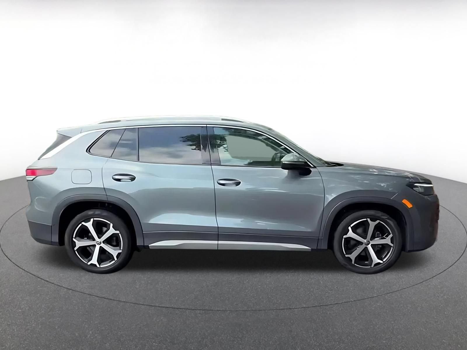 Thumbnail: 2026 Volkswagen Tiguan - 16