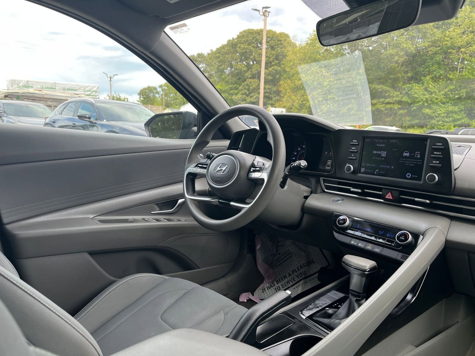 Thumbnail: 2023 Hyundai Elantra - 21