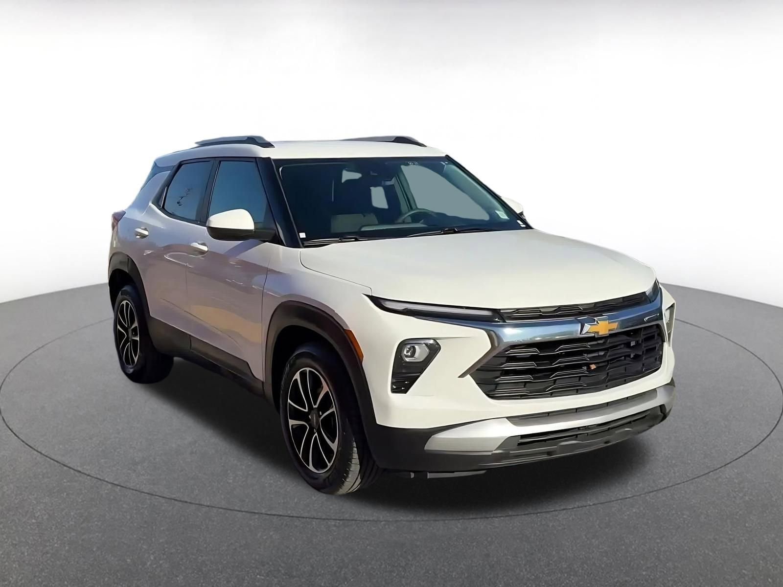 Thumbnail: 2025 Chevrolet TrailBlazer - 3