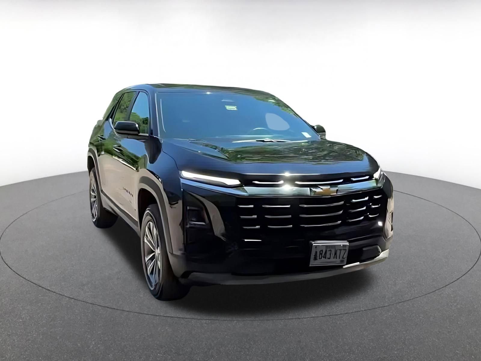Thumbnail: 2025 Chevrolet Equinox - 3