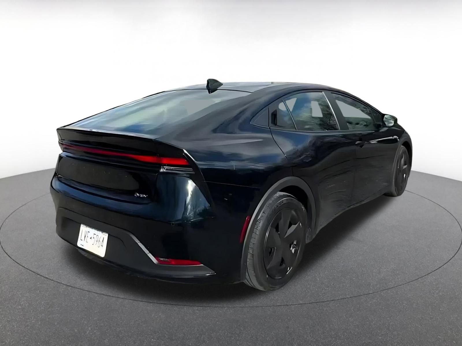 Thumbnail: 2025 Toyota Prius - 14