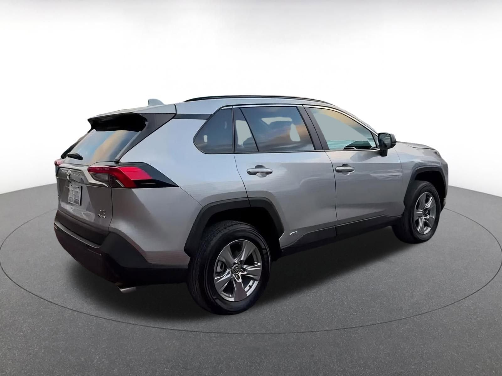 Thumbnail: 2025 Toyota RAV4 - 15