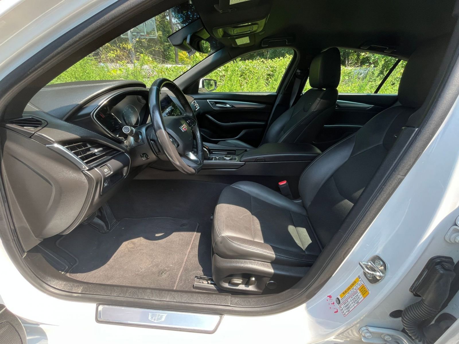 Thumbnail: 2023 Cadillac CT5 - 27
