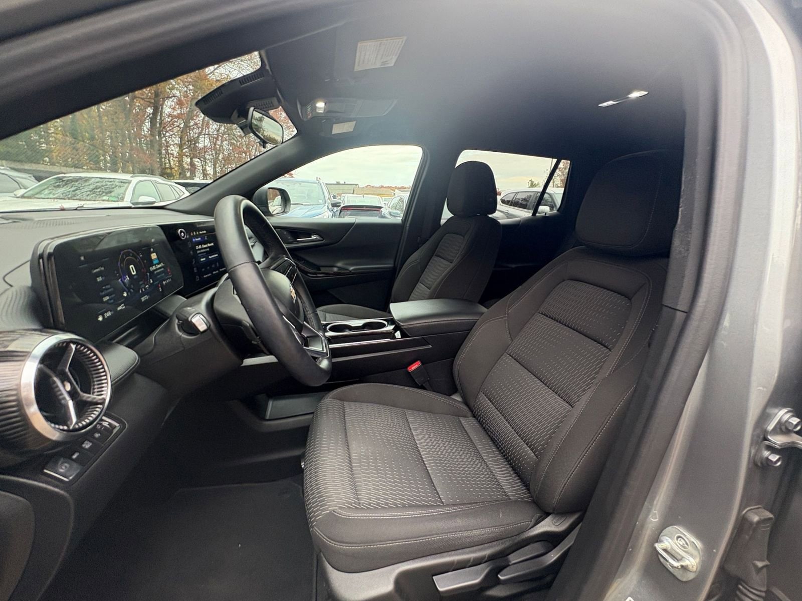 Thumbnail: 2025 Chevrolet Equinox - 22