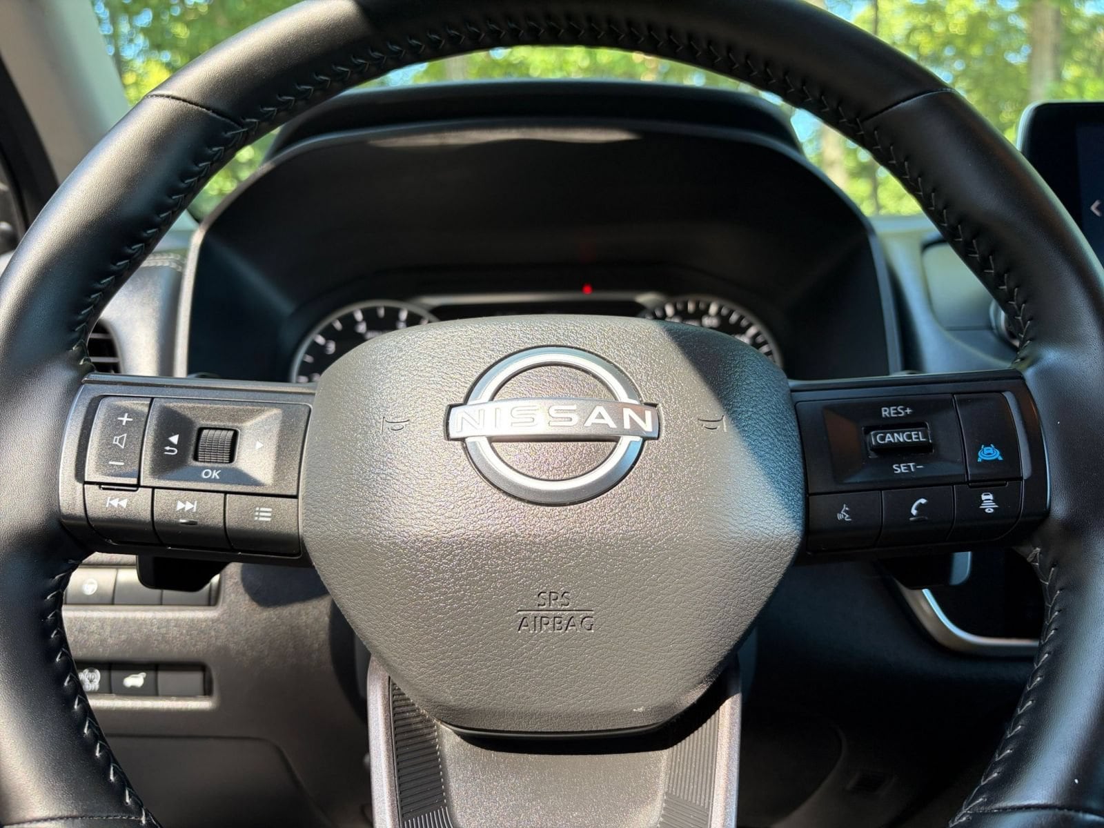 Thumbnail: 2025 Nissan Rogue - 25
