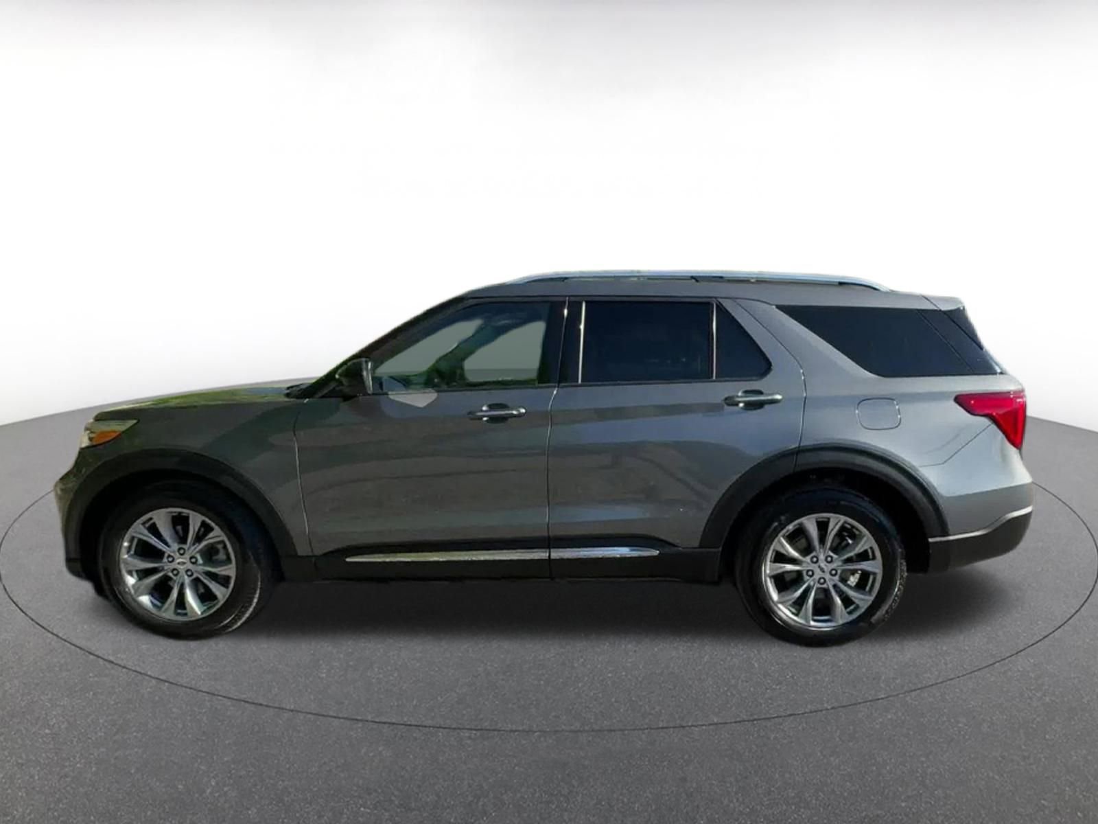 Thumbnail: 2024 Ford Explorer - 8