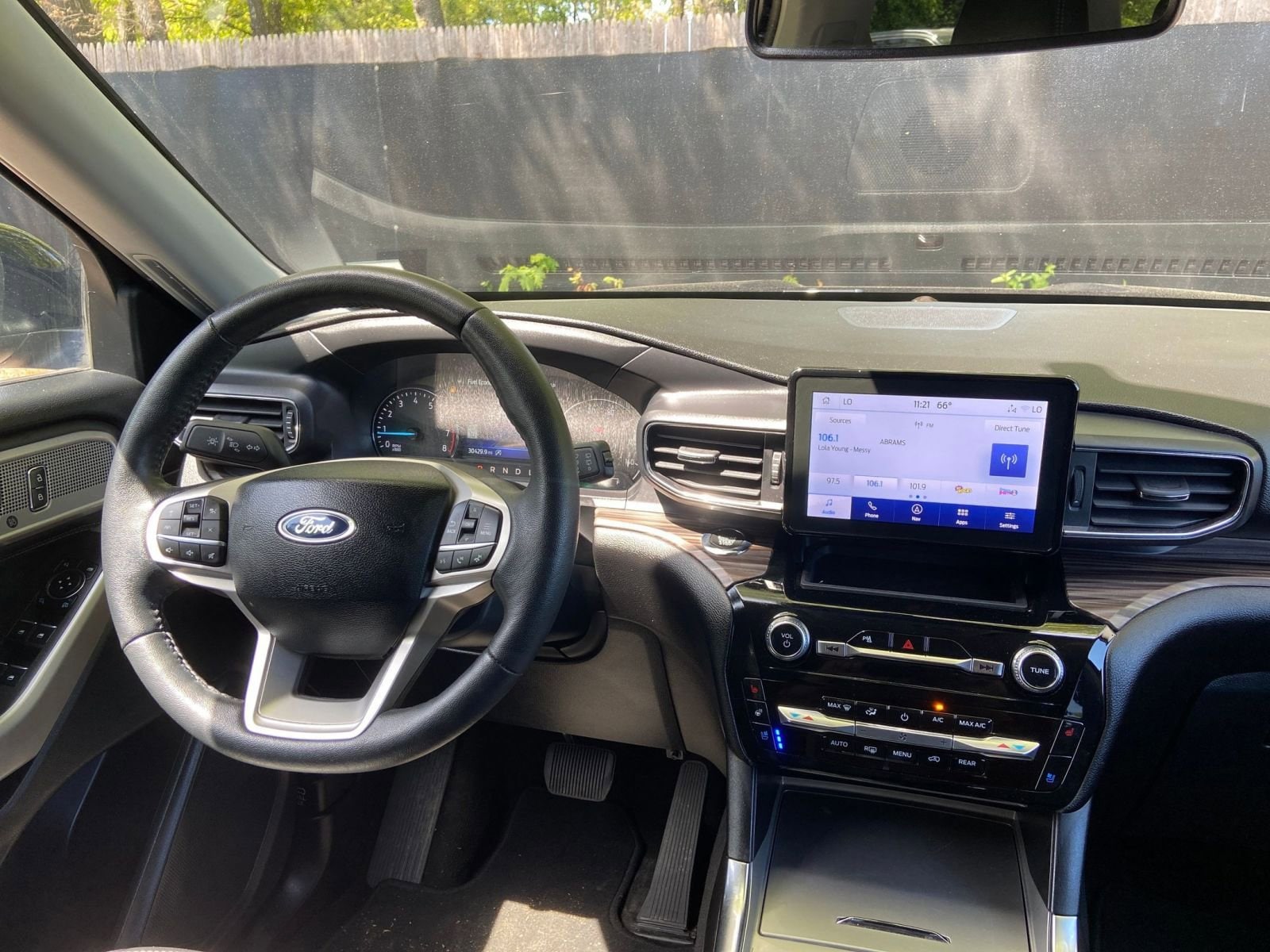 Thumbnail: 2024 Ford Explorer - 35