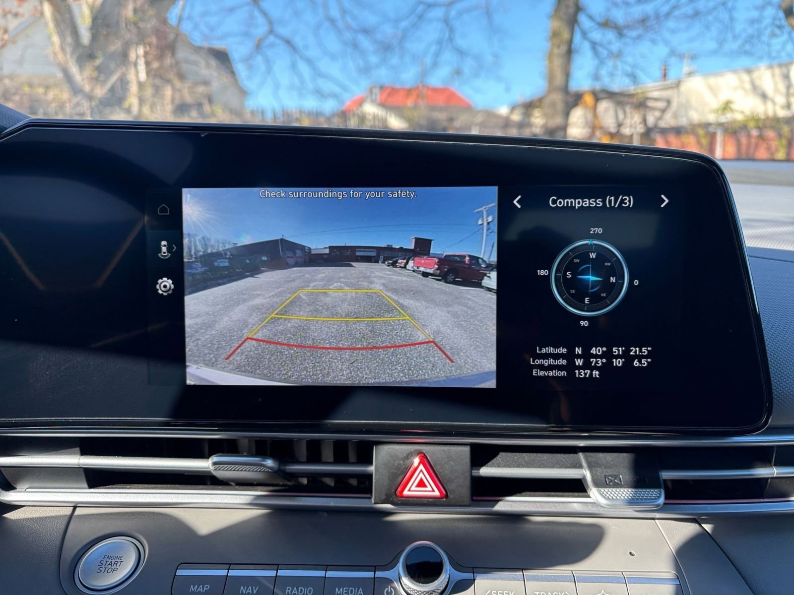 Thumbnail: 2025 Hyundai Elantra - 17