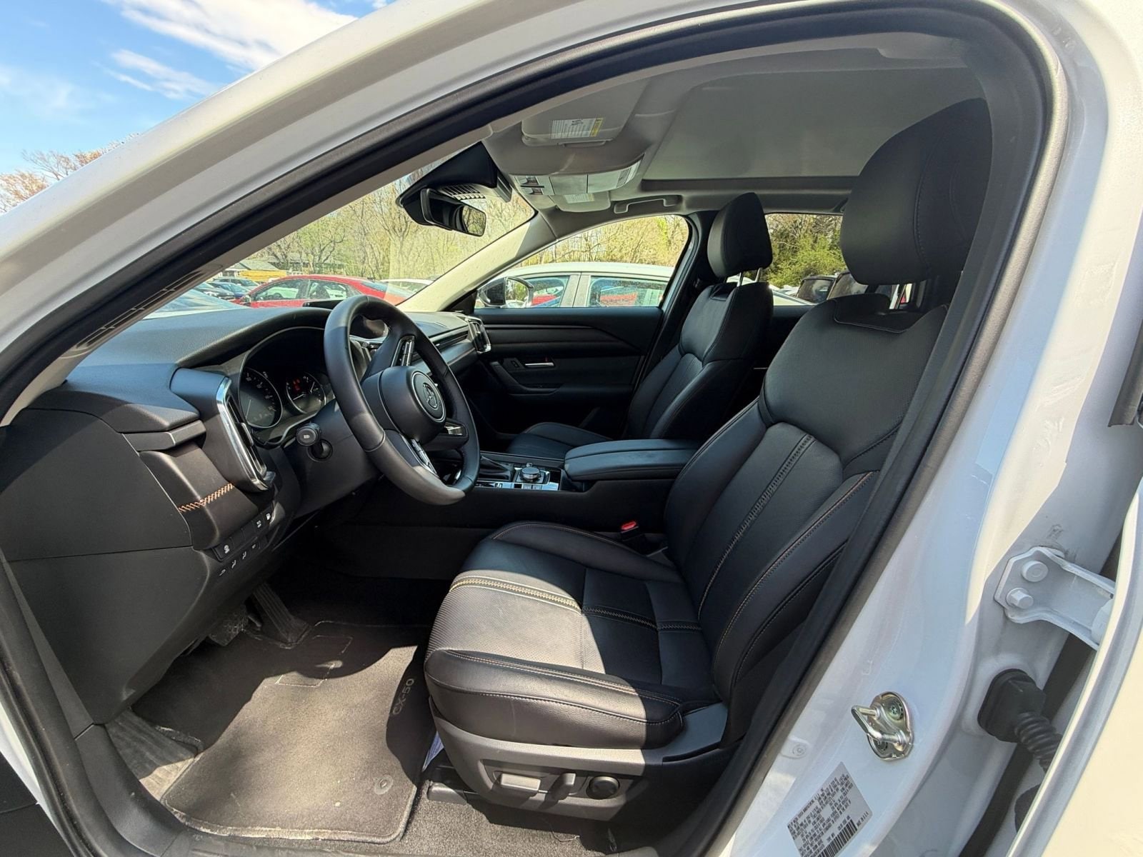 Thumbnail: 2025 Mazda CX-50 - 28