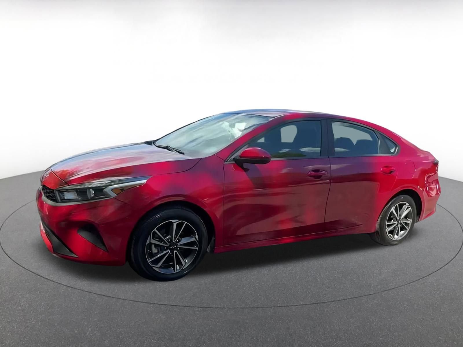 Thumbnail: 2024 Kia Forte - 6
