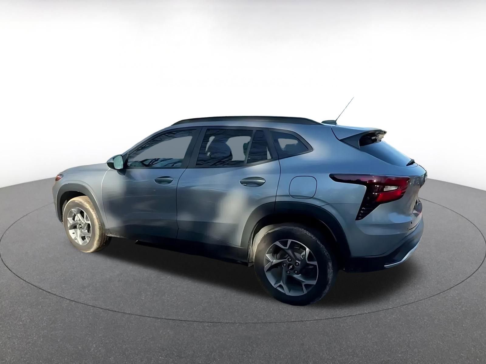 Thumbnail: 2025 Chevrolet Trax - 9