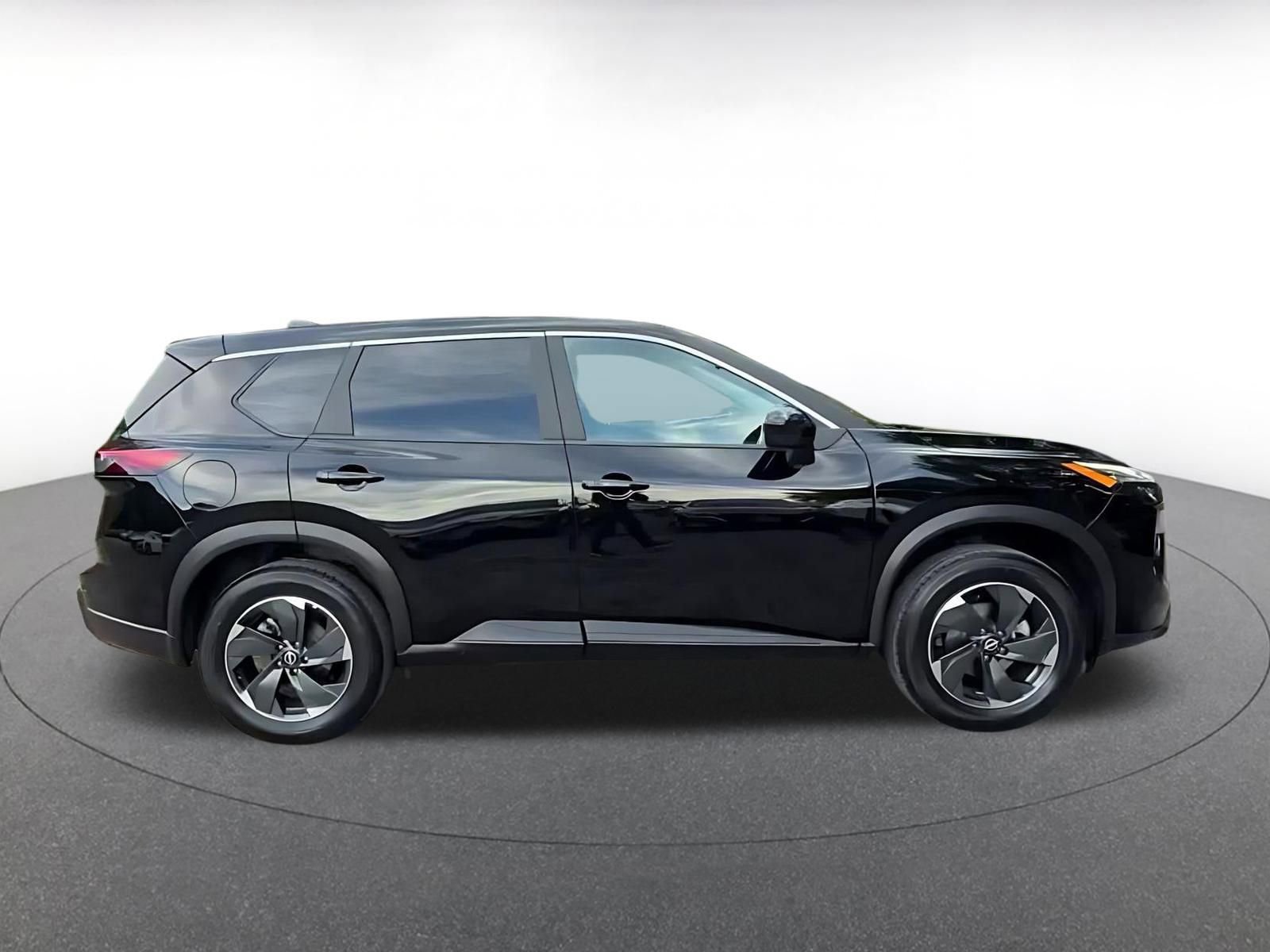 Thumbnail: 2025 Nissan Rogue - 16