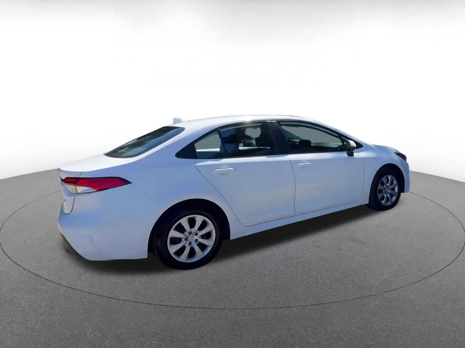 Thumbnail: 2024 Toyota Corolla - 13