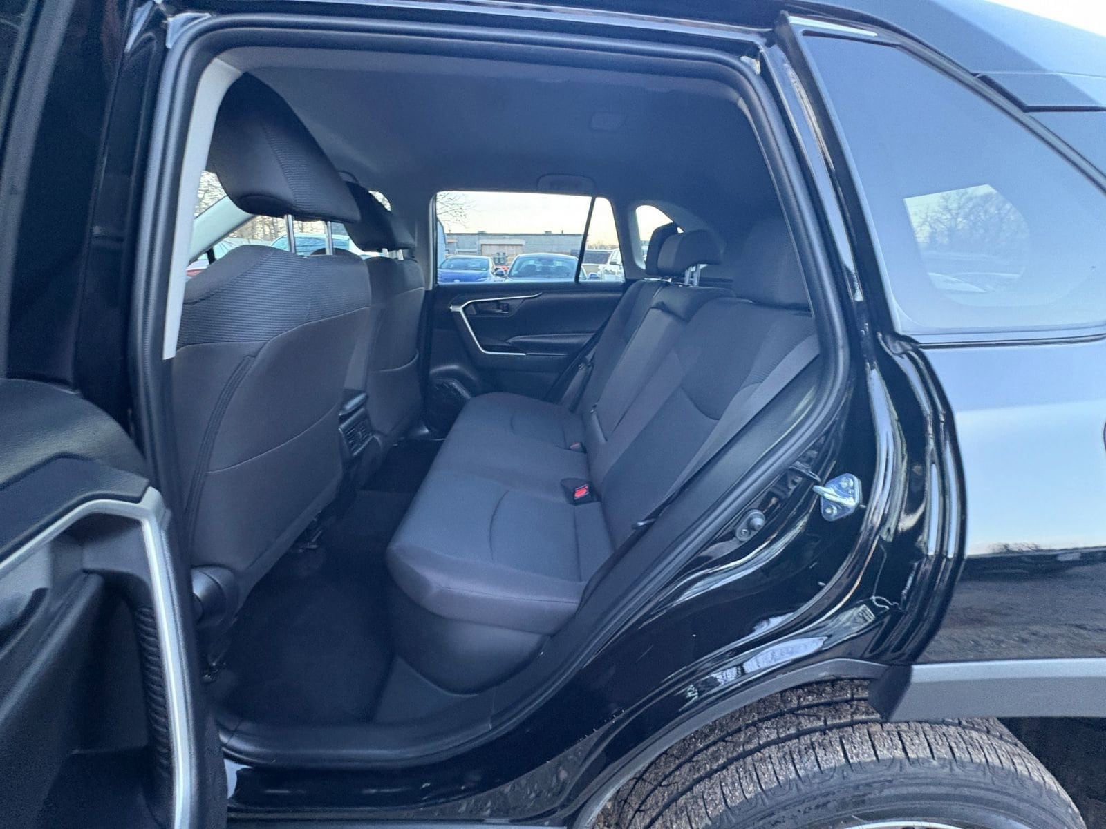 Thumbnail: 2025 Toyota RAV4 - 22