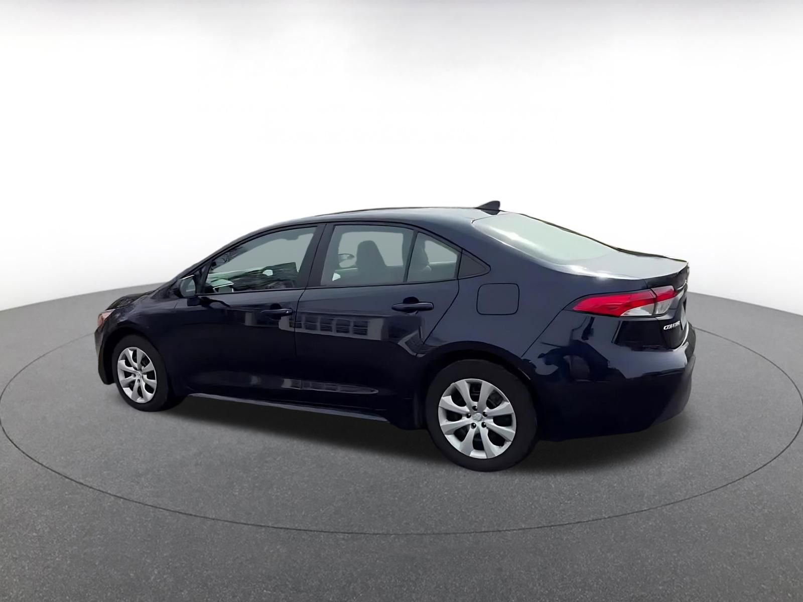 Thumbnail: 2025 Toyota Corolla - 11