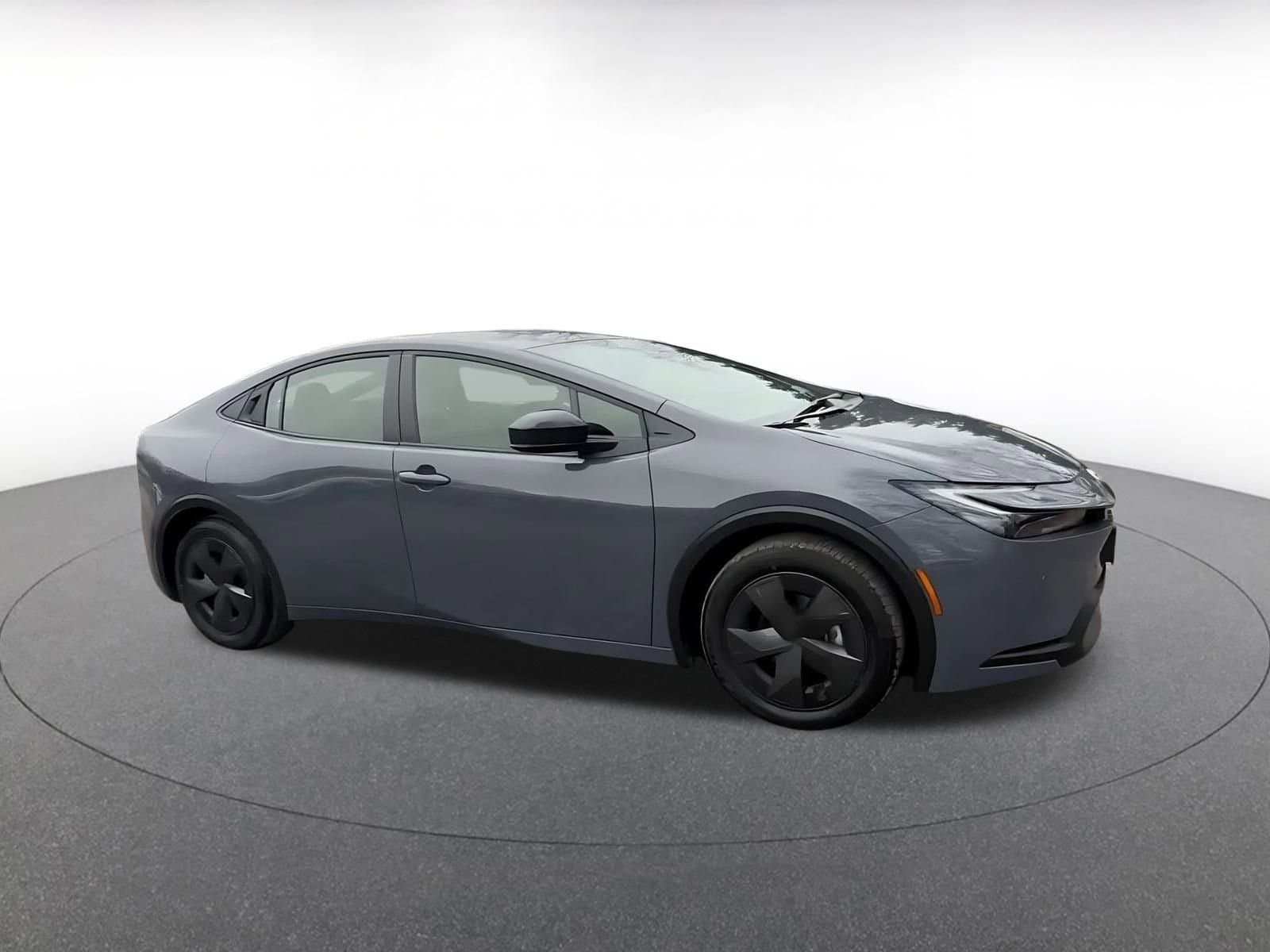 Thumbnail: 2025 Toyota Prius - 2