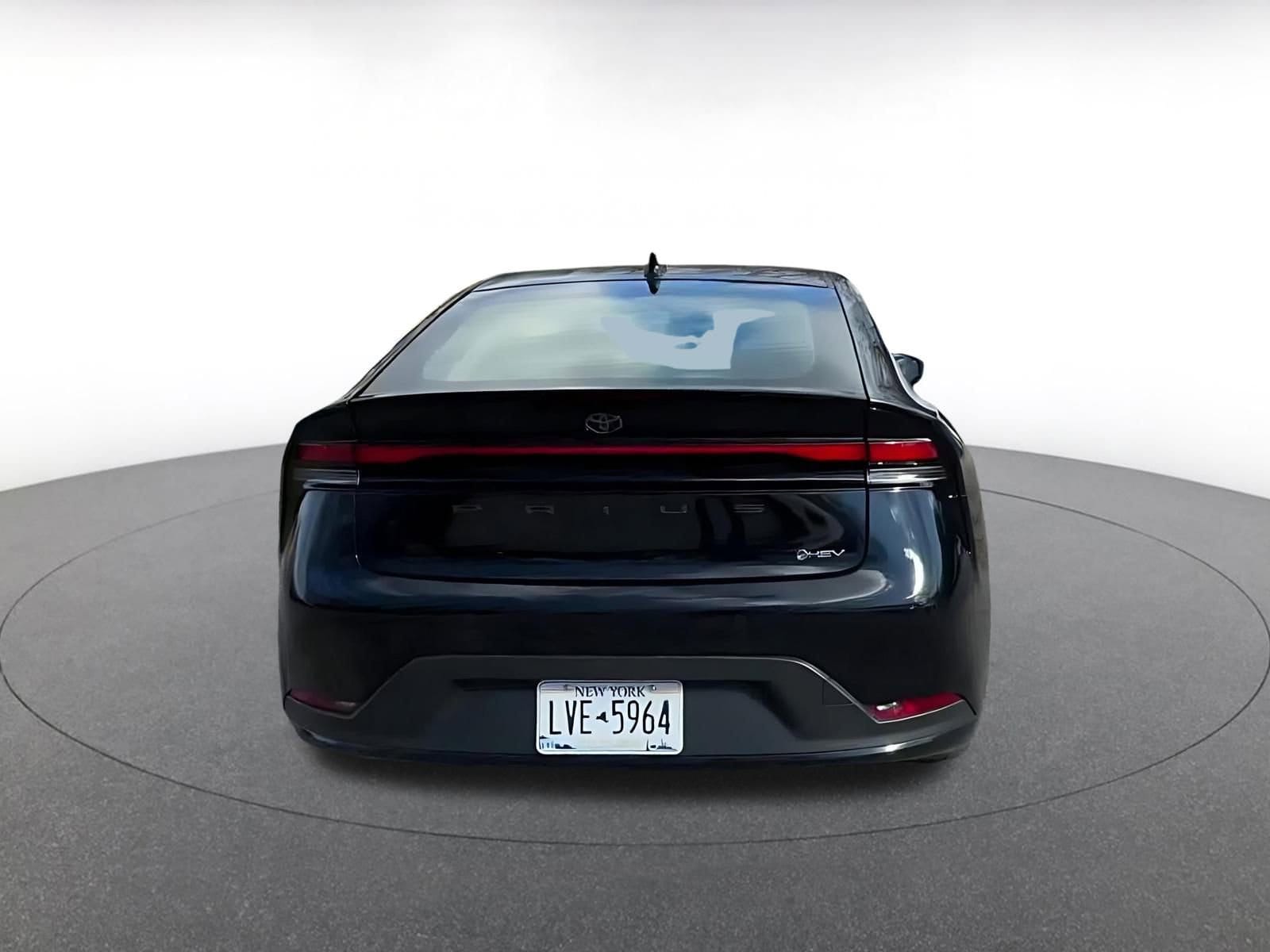 Thumbnail: 2025 Toyota Prius - 12