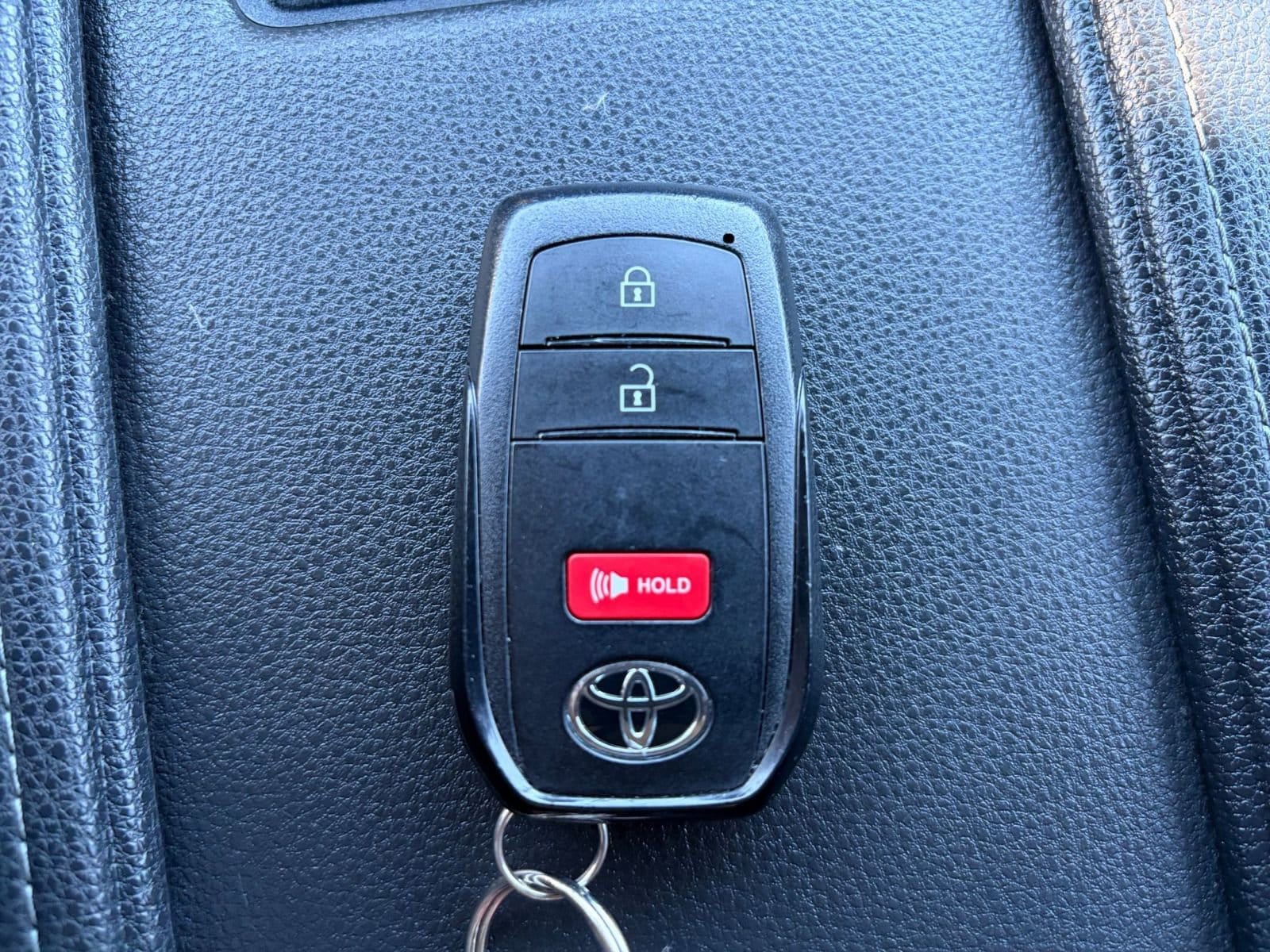 Thumbnail: 2025 Toyota Prius - 22