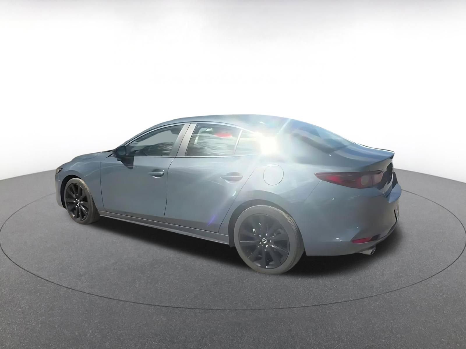 Thumbnail: 2025 Mazda Mazda3 - 10