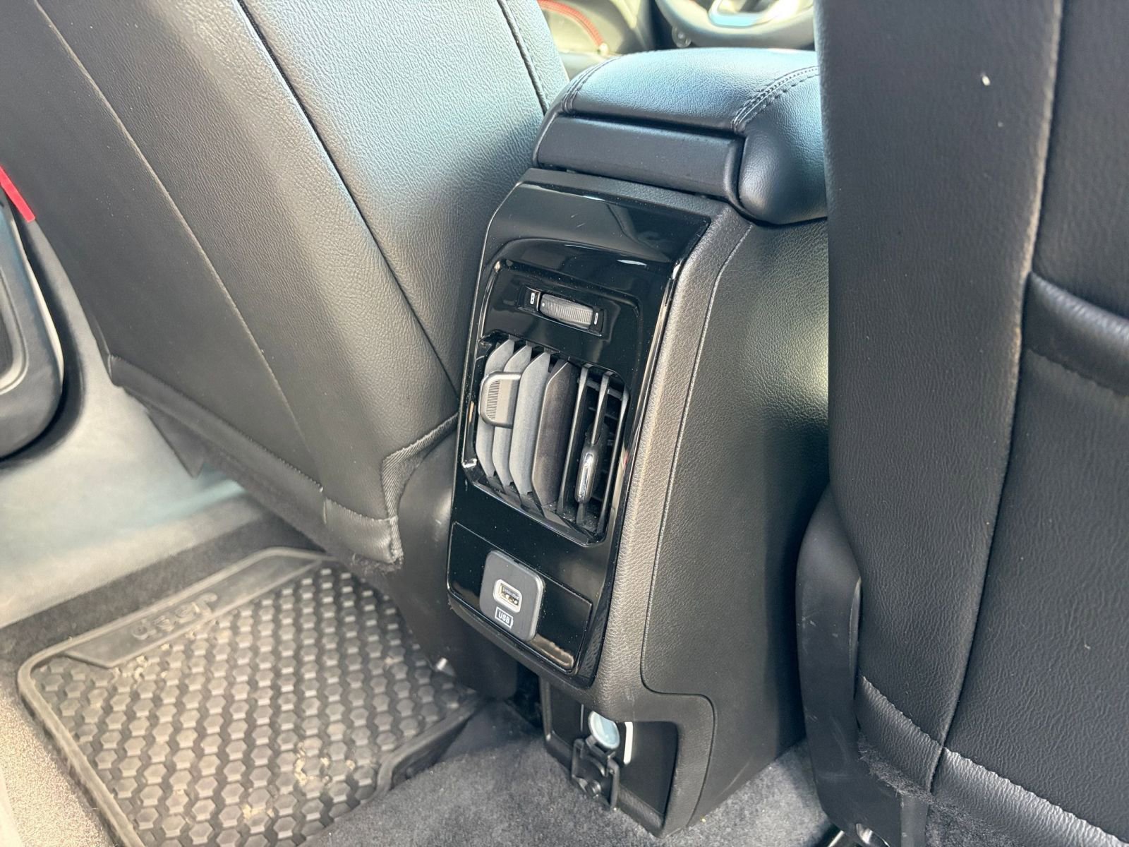 Thumbnail: 2025 Jeep Compass - 22