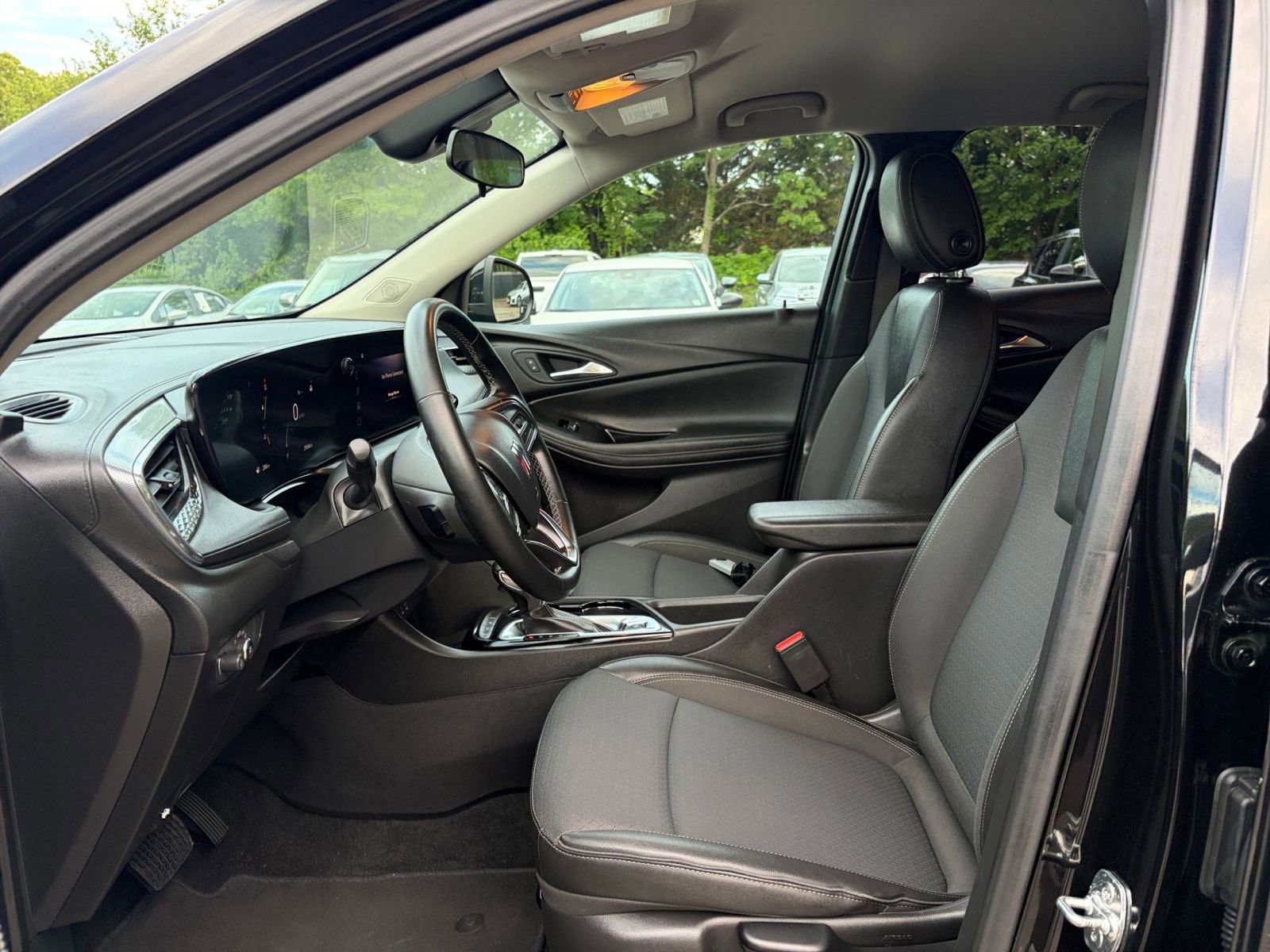 Thumbnail: 2025 Buick Encore GX - 25