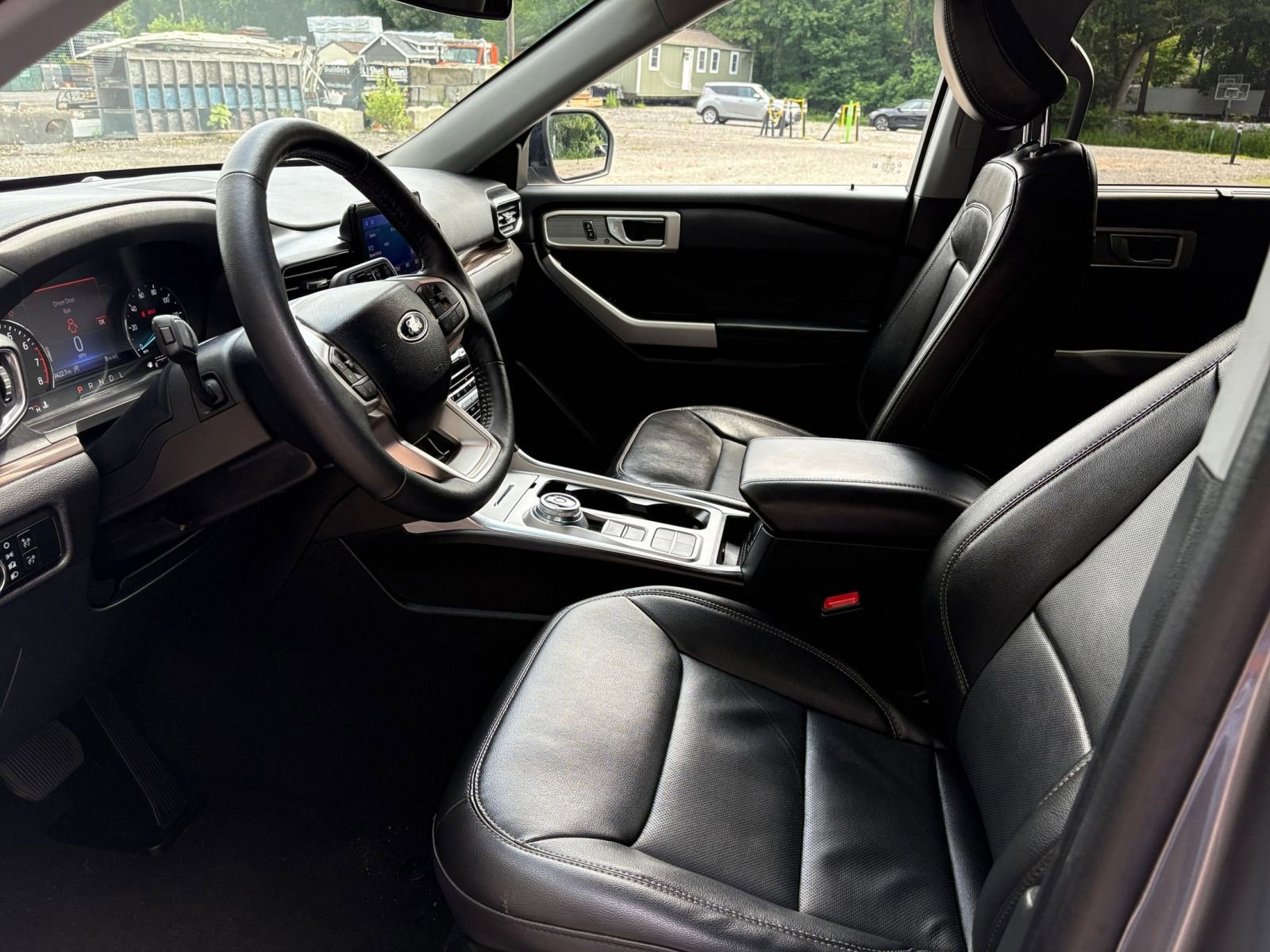 Thumbnail: 2024 Ford Explorer - 27