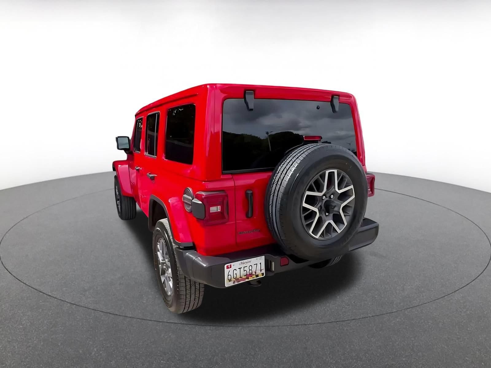 Thumbnail: 2025 Jeep Wrangler - 14