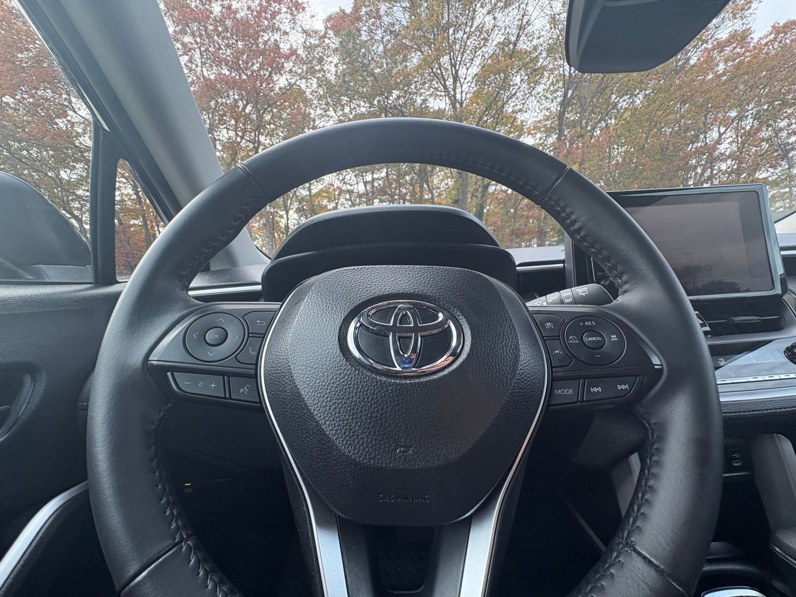 Thumbnail: 2025 Toyota Corolla Cross - 24