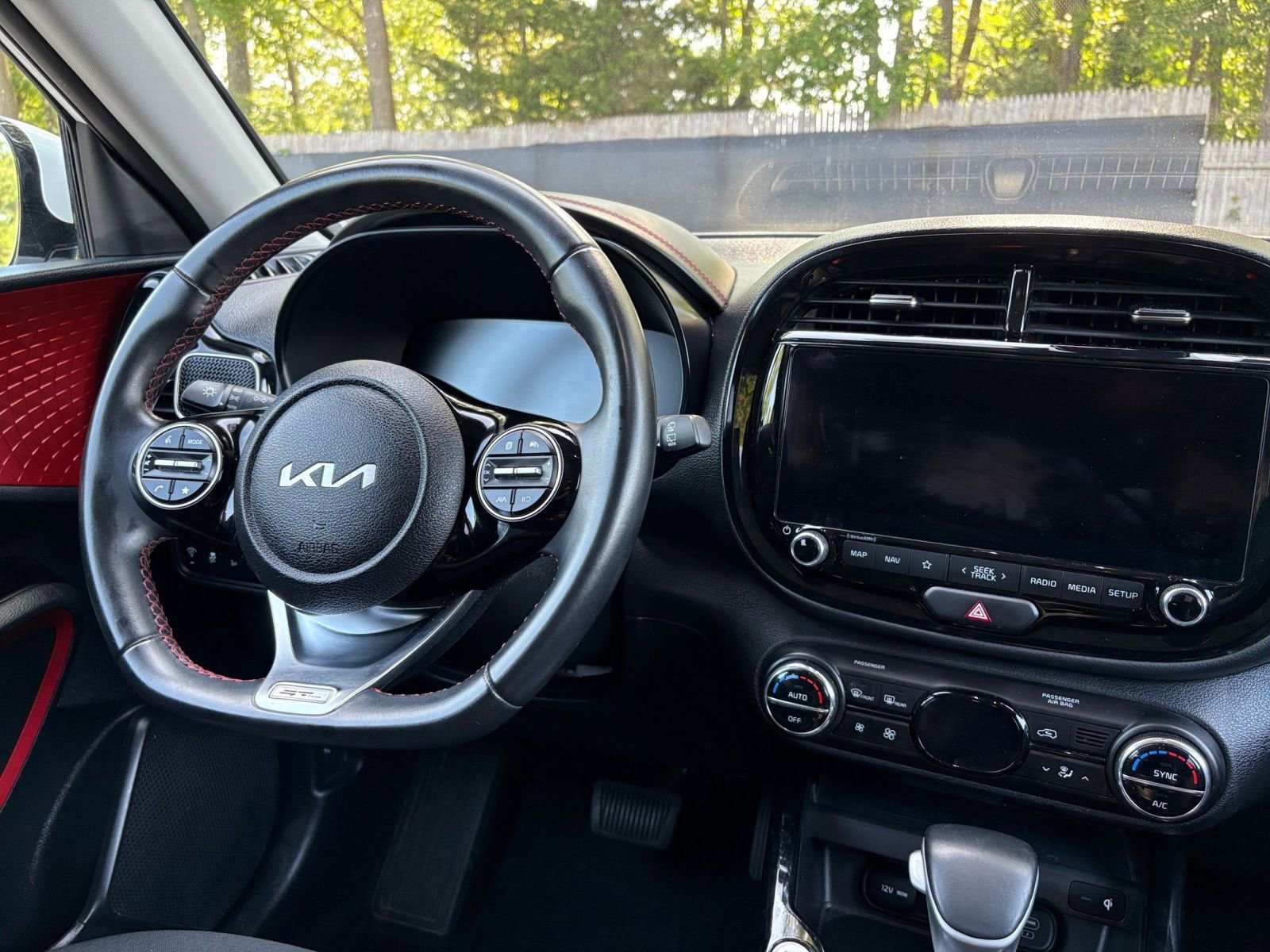 Thumbnail: 2023 Kia Soul - 32